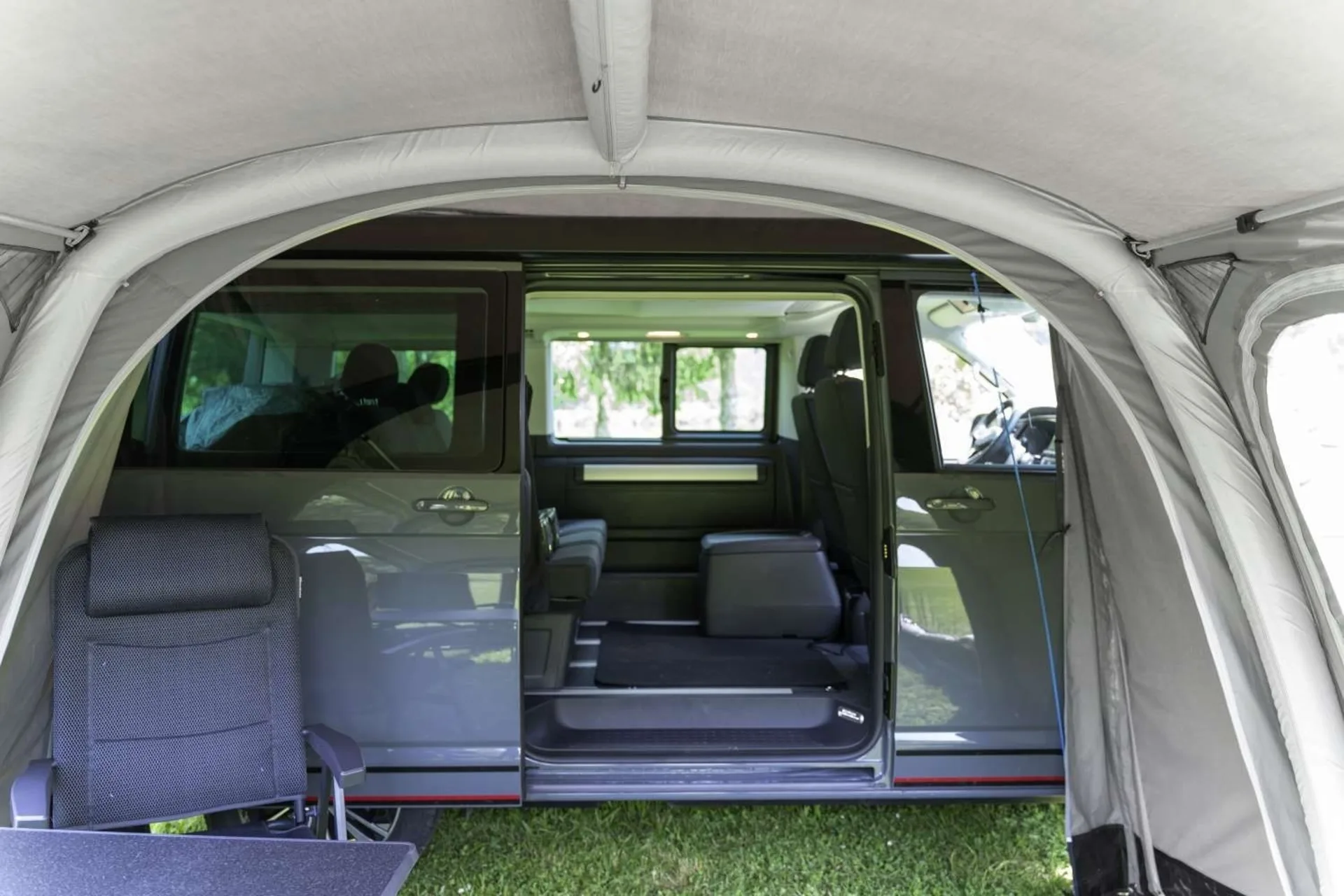 Westfield Orion 300 Busvorzelt