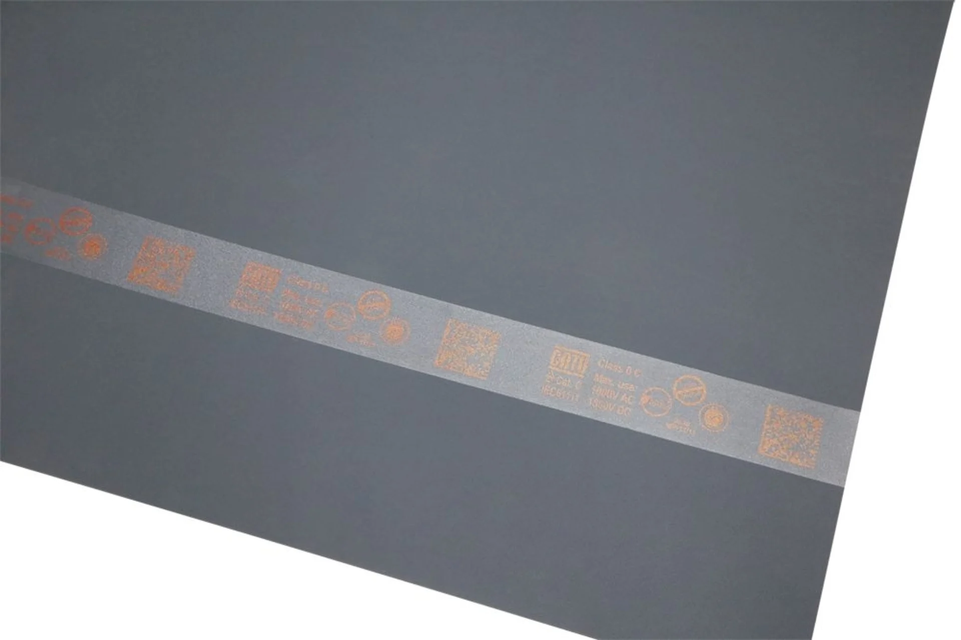 Tapis de sol isolant de classe 0, surface antidérapante pour les interventions sur les véhicules hybrides et électriques Tapis de sol isolant de classe 0, surface antidérapante pour les interventions sur les véhicules hybrides et électriques