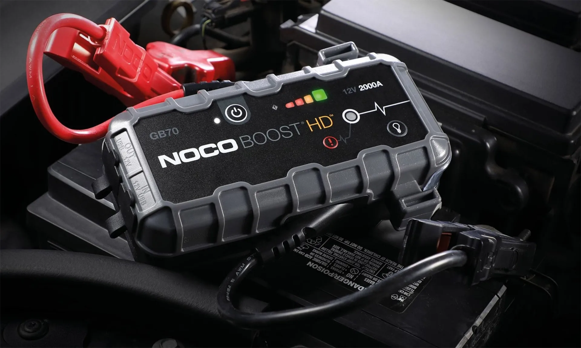 Noco - Boost HD 12 V 2’000 A, mit 12 V 15 A Ausgang und USB-C 222 x 152 x 70 mm, IP65