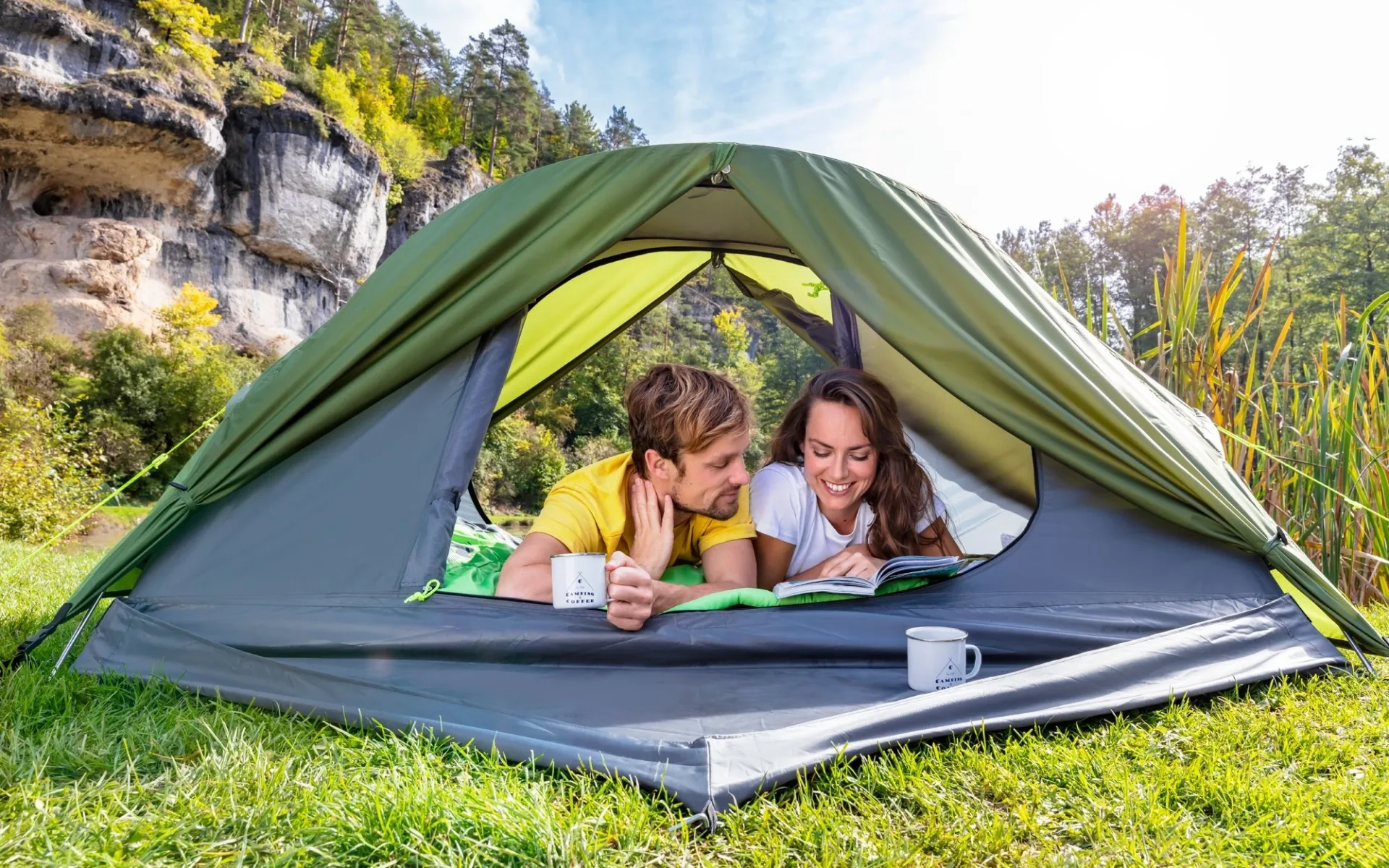 Mountain Guide Trekkingzelt Carpi II Dunkelgrün für 2 Personen