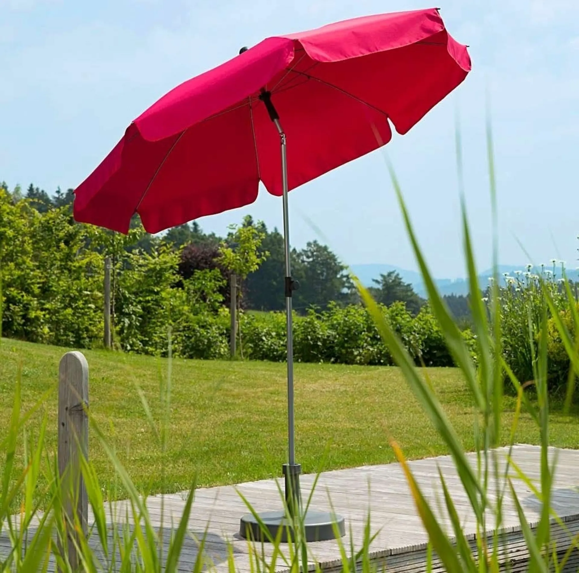 Schneider Sonnenschirm Locarno rund rot Schneider Sonnenschirm Locarno rund rot