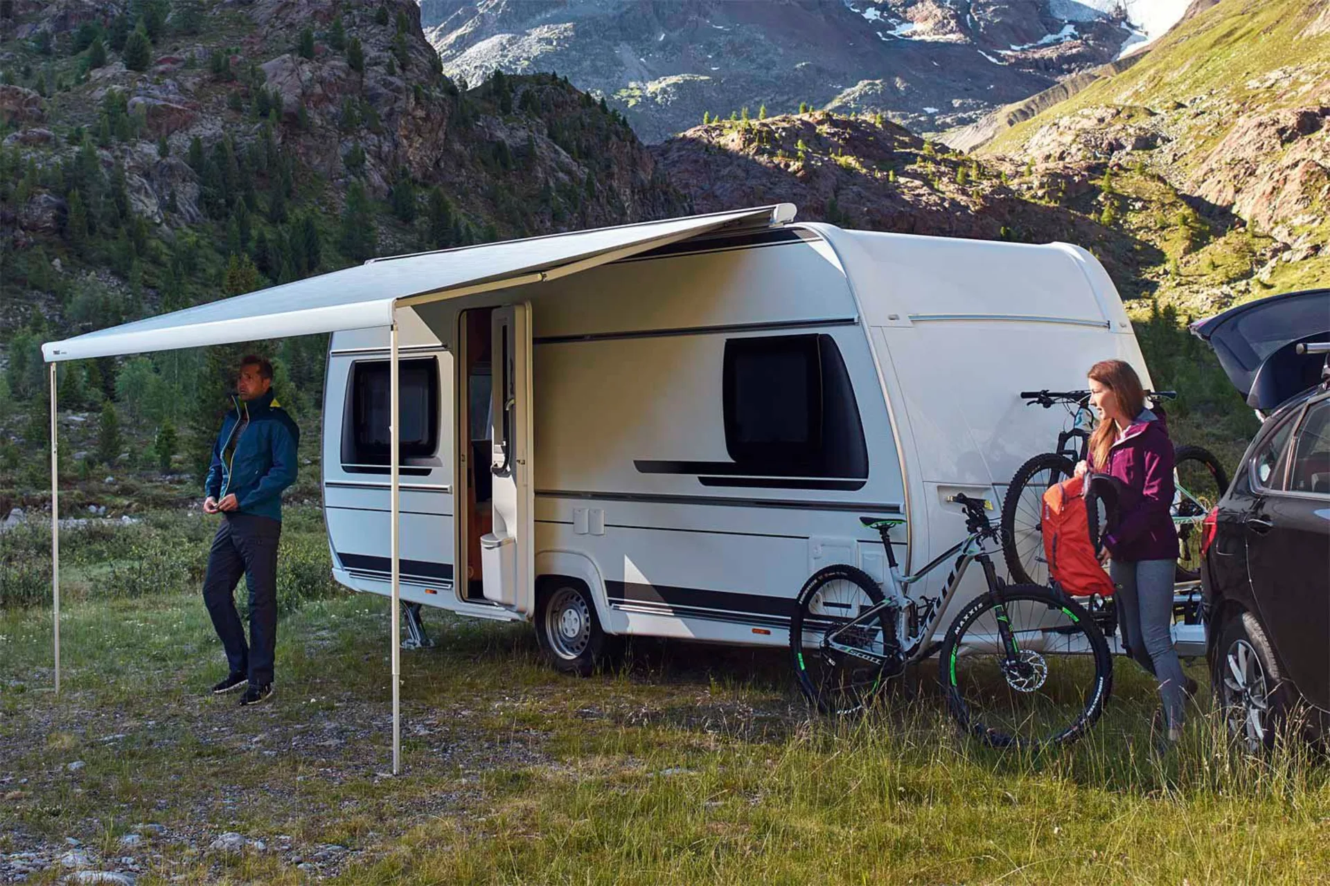 Thule Omnistor 6300 Dachmarkise Gehäusefarbe Eloxiert Tuchfarbe Mystic Grey 3,75 m