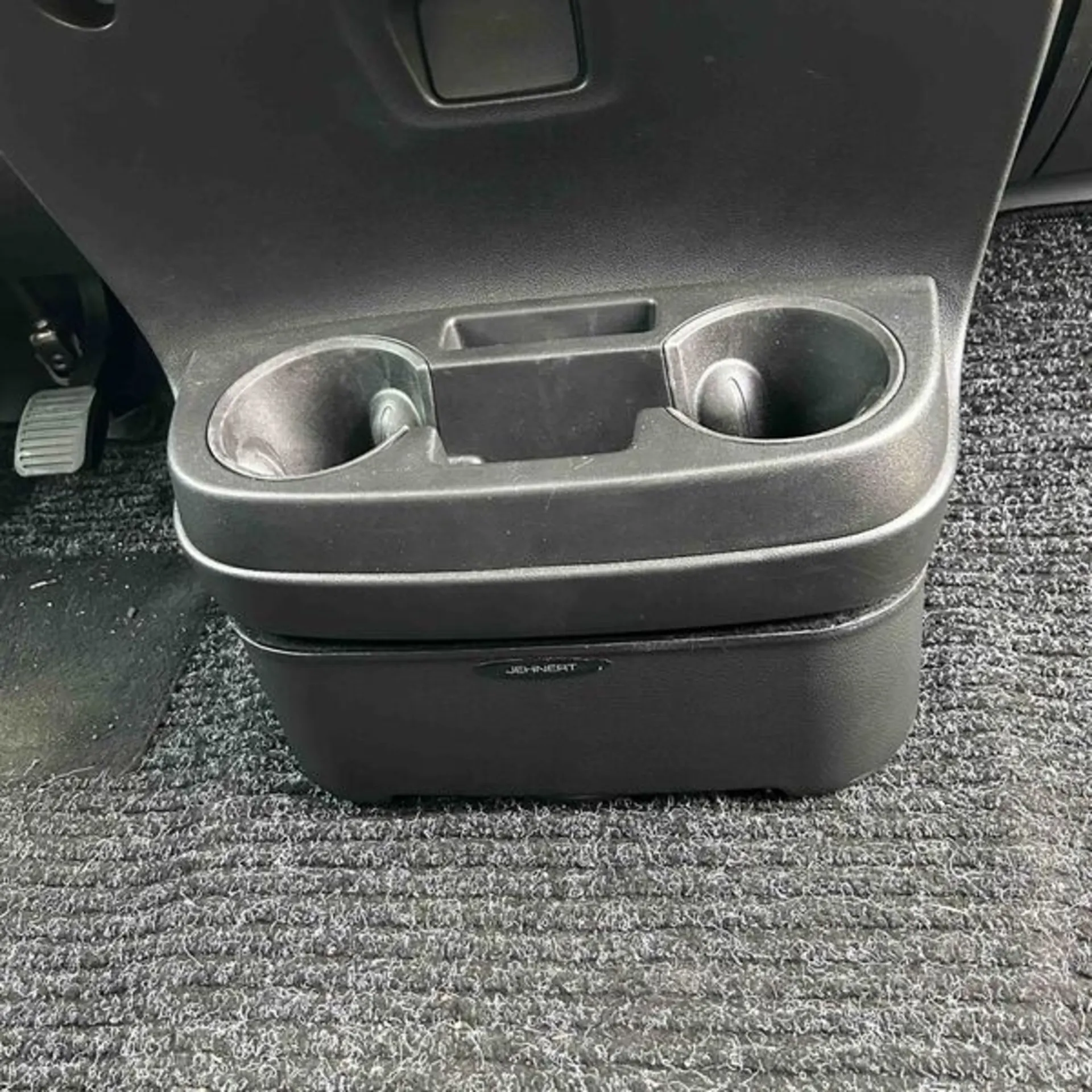 Jehnert CampTec Style MiKo Bassreflex-Subwoofer - Für Fiat Ducato und Baugleiche ab 2006