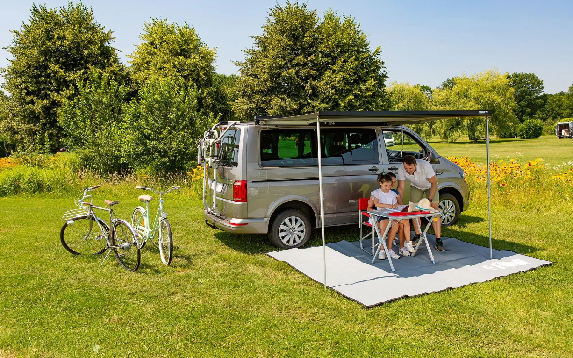 Fiamma Wandmarkise F45s 260 cm für VW T5 / T6 / Multivan / Transporter (Deep Black / Royal Grey)
