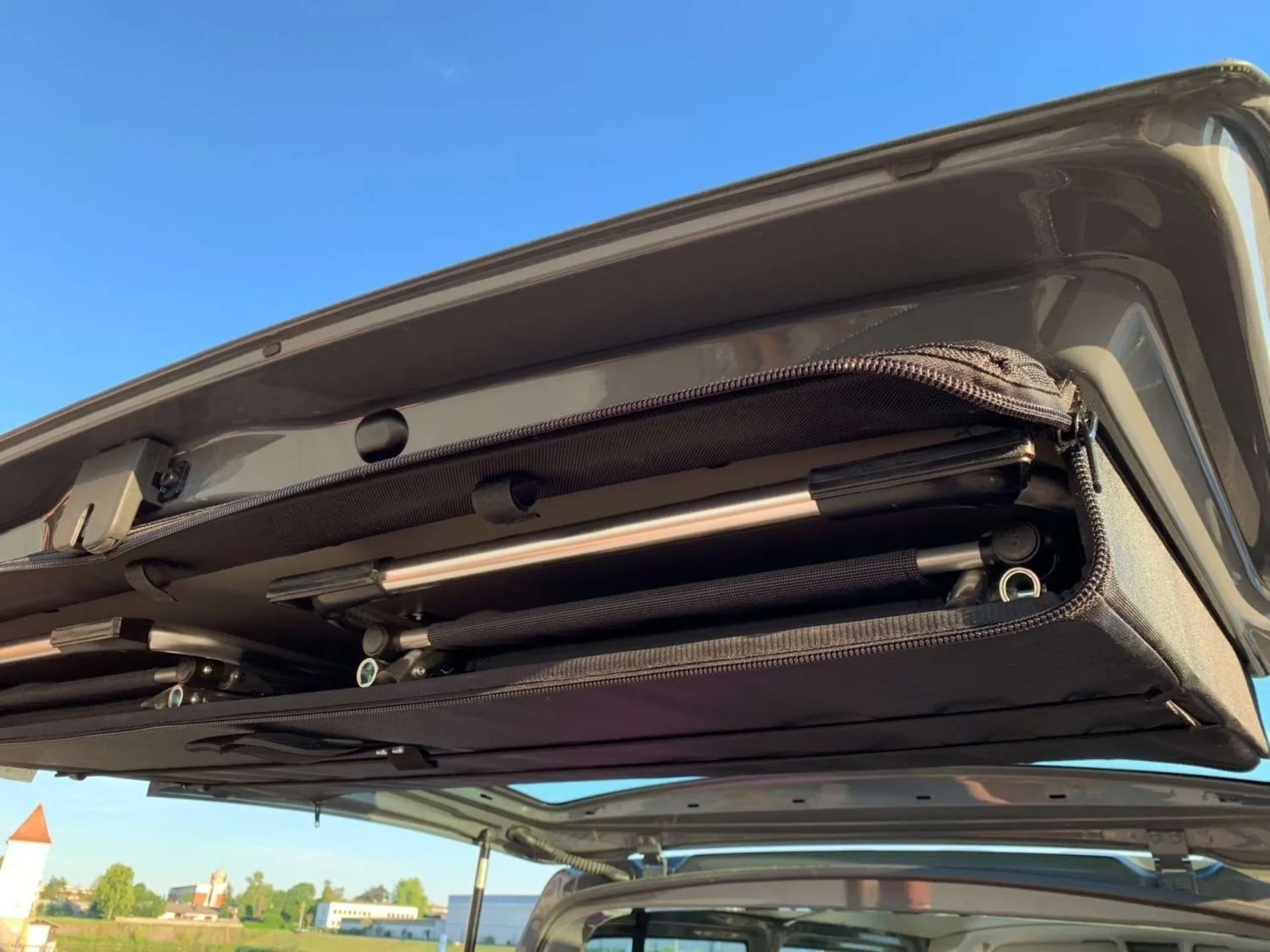 BusBoxx chairBOXX mit 2 Stühlen VW T5 / T6 Campingstuhlmodul
