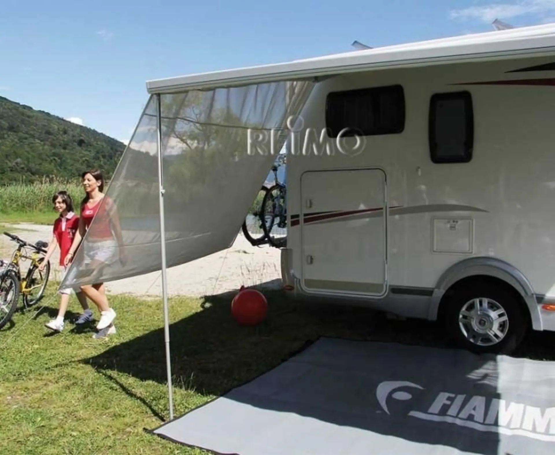 Sunview Side Caravanstore/F35