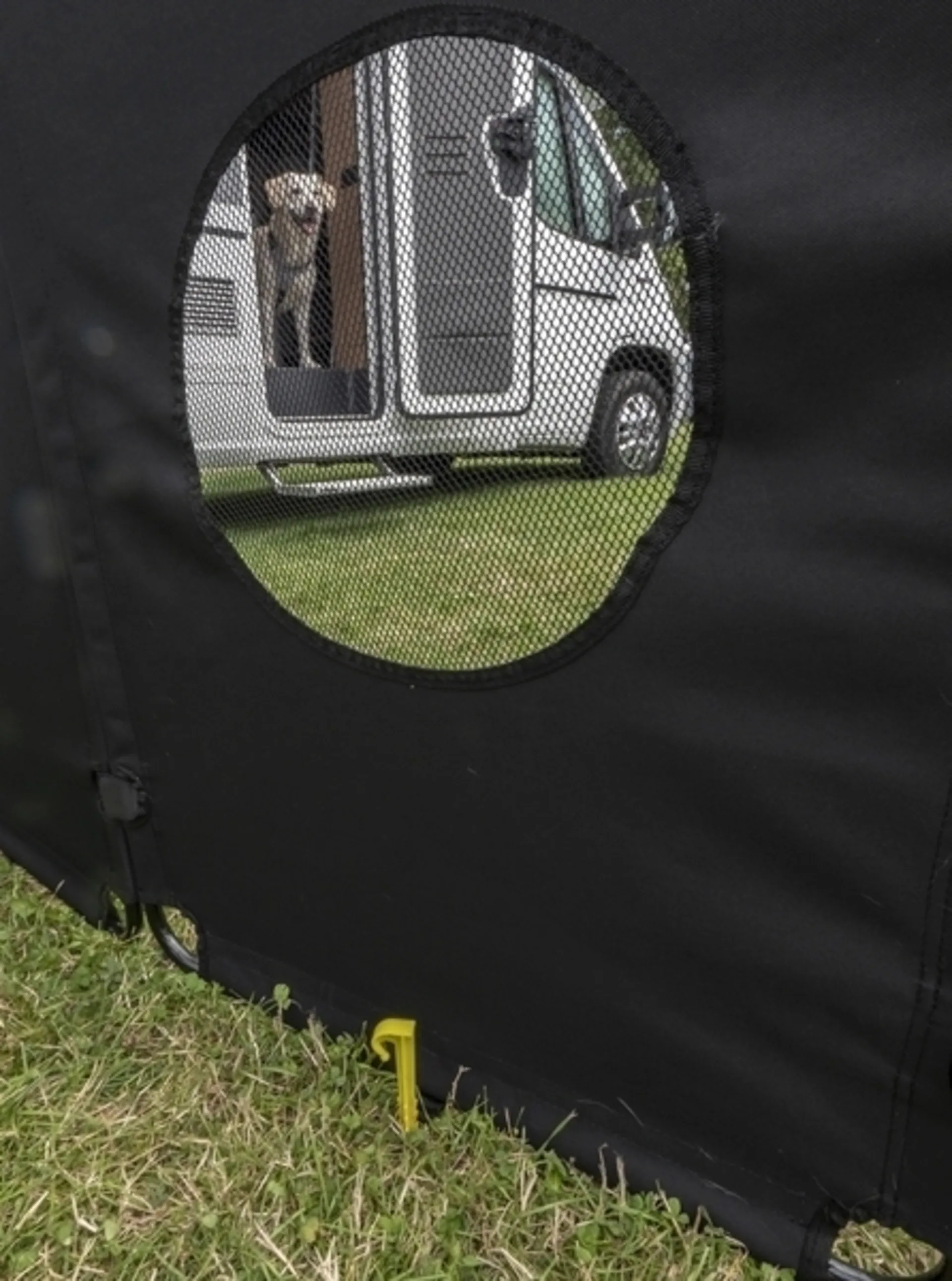 Faltbares Hundefreigehege Faltbares Hundefreigehege