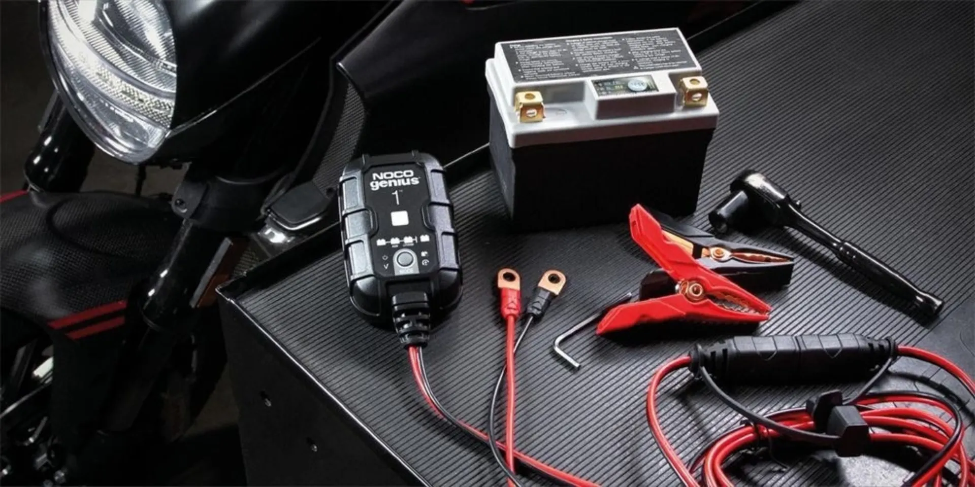 NOCO - Batterieladegerät 6/12 V 1 A 114 x 59 x 32 mm, auch für Lithium-Batterien NOCO - Batterieladegerät 6/12 V 1 A 114 x 59 x 32 mm, auch für Lithium-Batterien