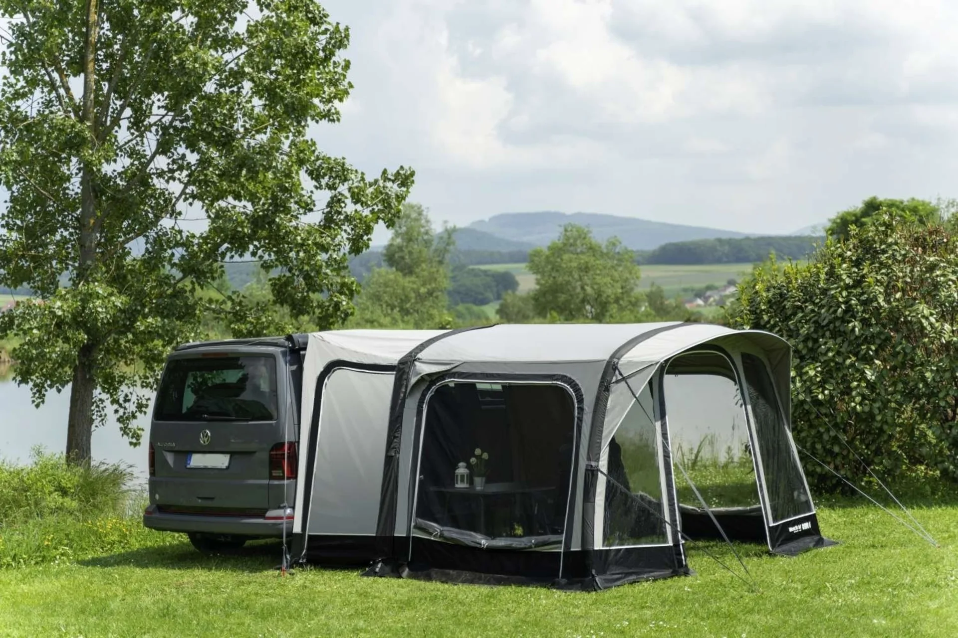 Westfield Orion 300 Busvorzelt
