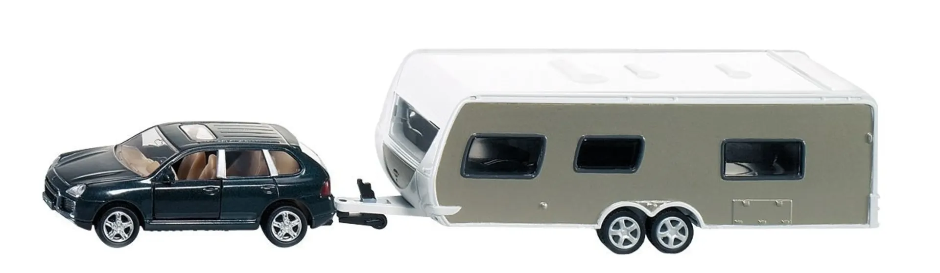 Voiture avec caravane FR2