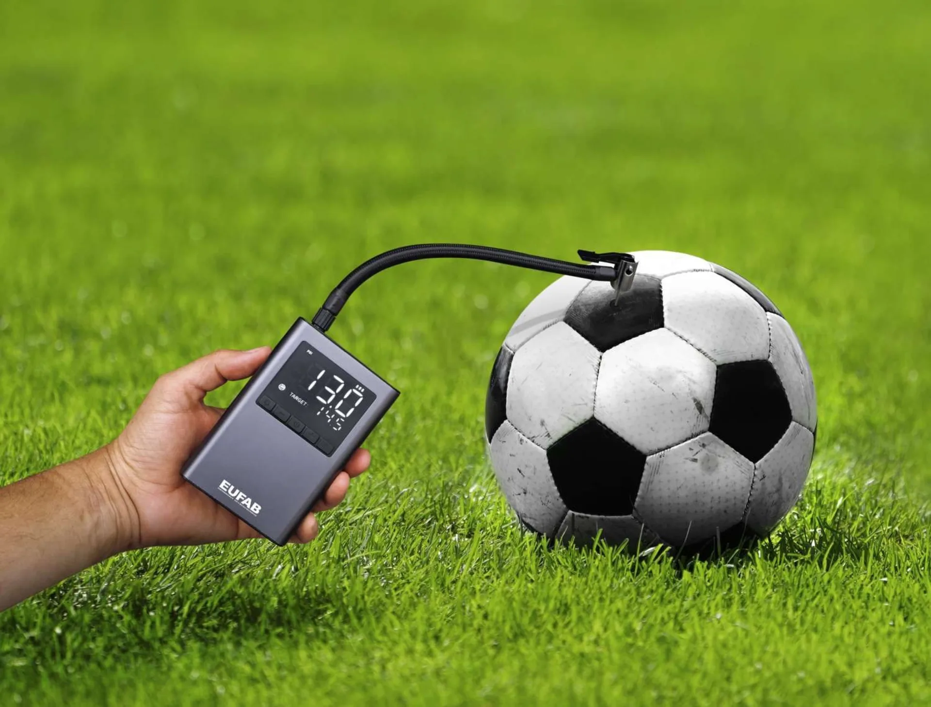 Eufab batteriebetriebener Mini Kompressor mit integrierter Powerbank 800 mAh