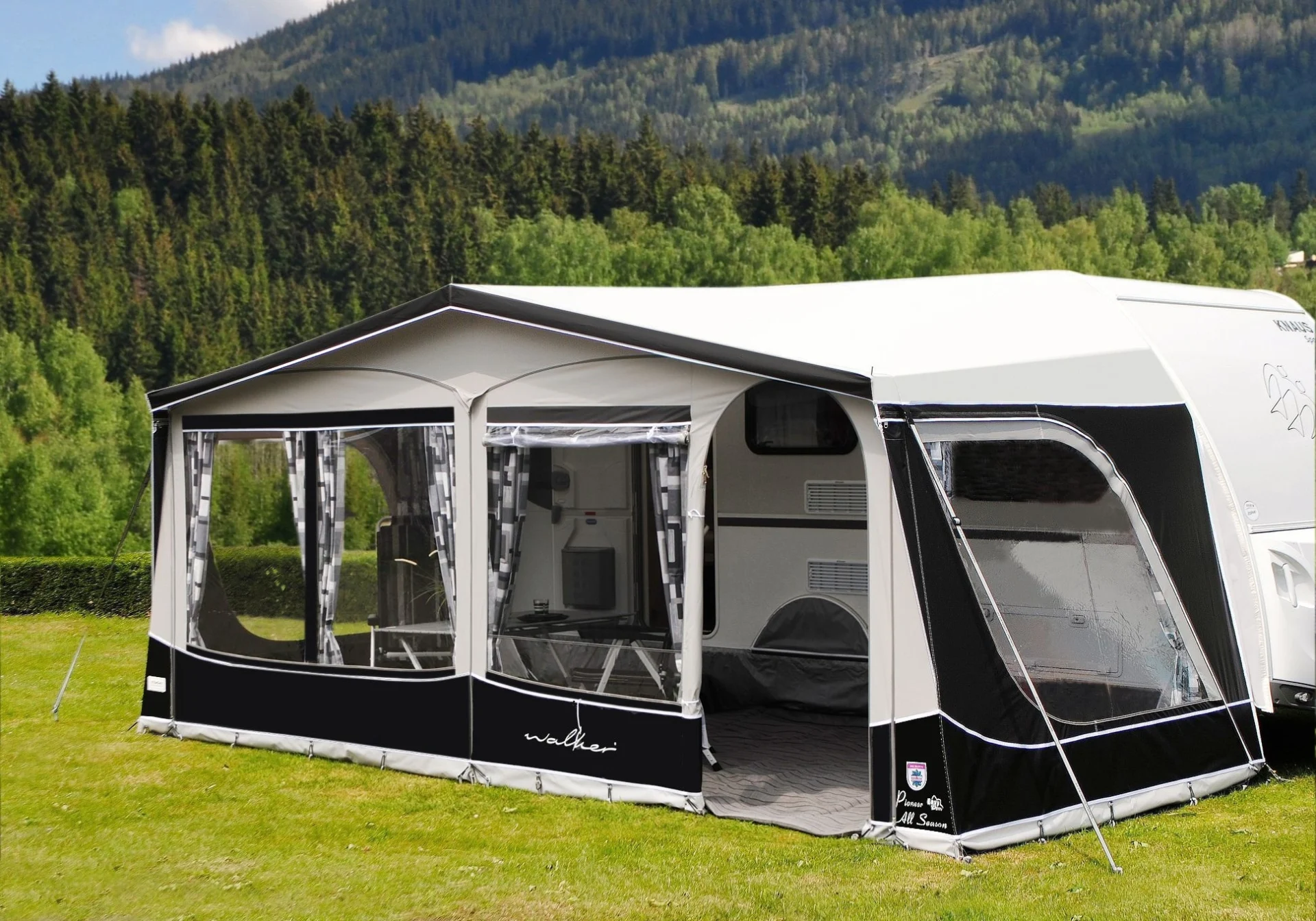 Auvent Walker Pioneer 240 All Season avec armature en aluminium, taille 1080, circonférence 1066 - 1095 cm Auvent Walker Pioneer 240 All Season avec armature en aluminium, taille 1080, circonférence 1066 - 1095 cm