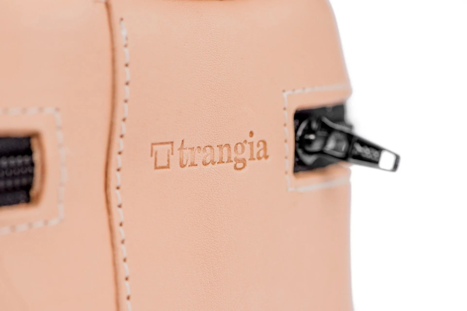 Triangia Aufbewahrungskoffer für Sturmkocher 25 Leder in coral large Triangia Aufbewahrungskoffer für Sturmkocher 25 Leder in coral large