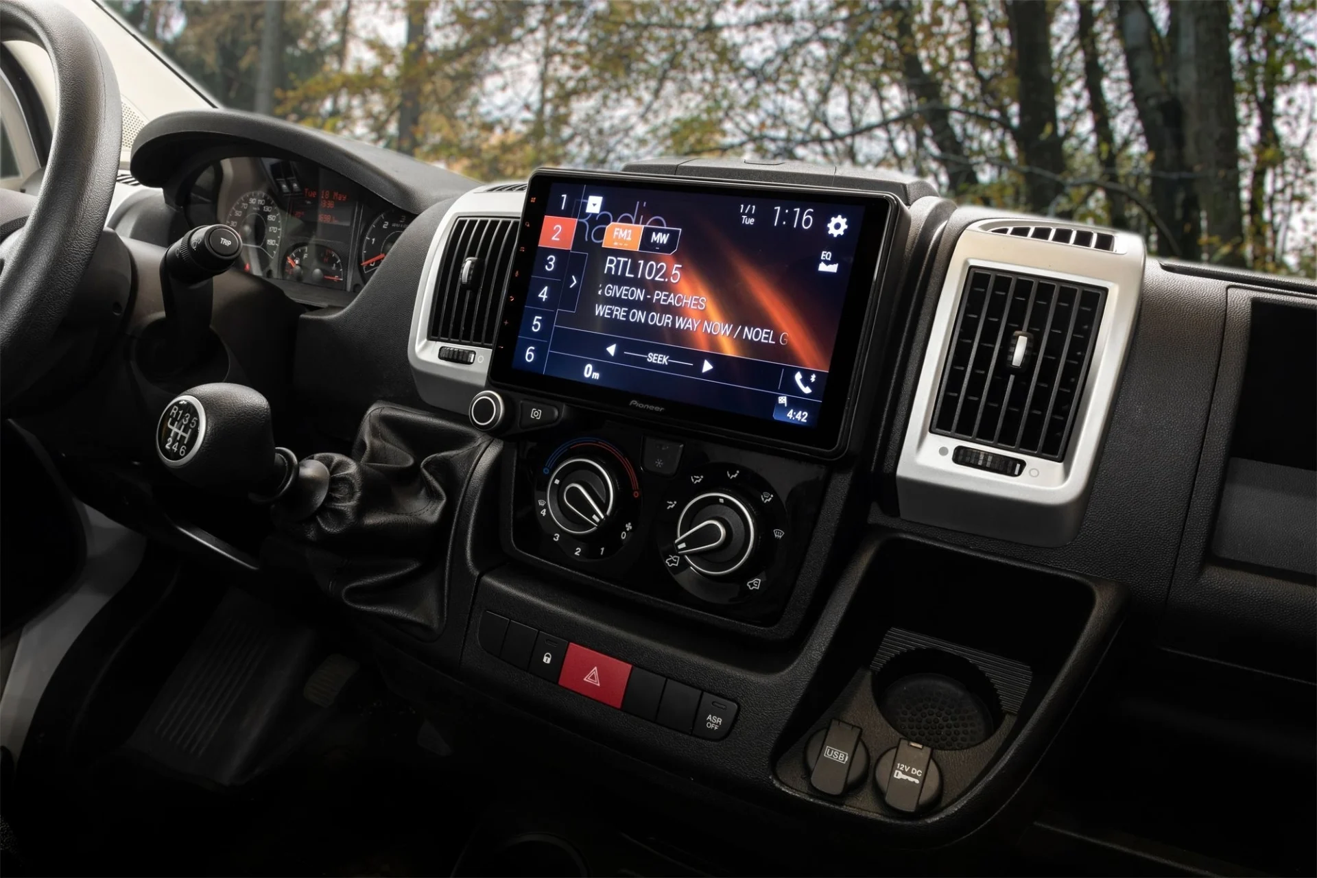 Pioneer Ducato 7 AVIC-Z1000DAB-C Navigationssystem - Headup Ready