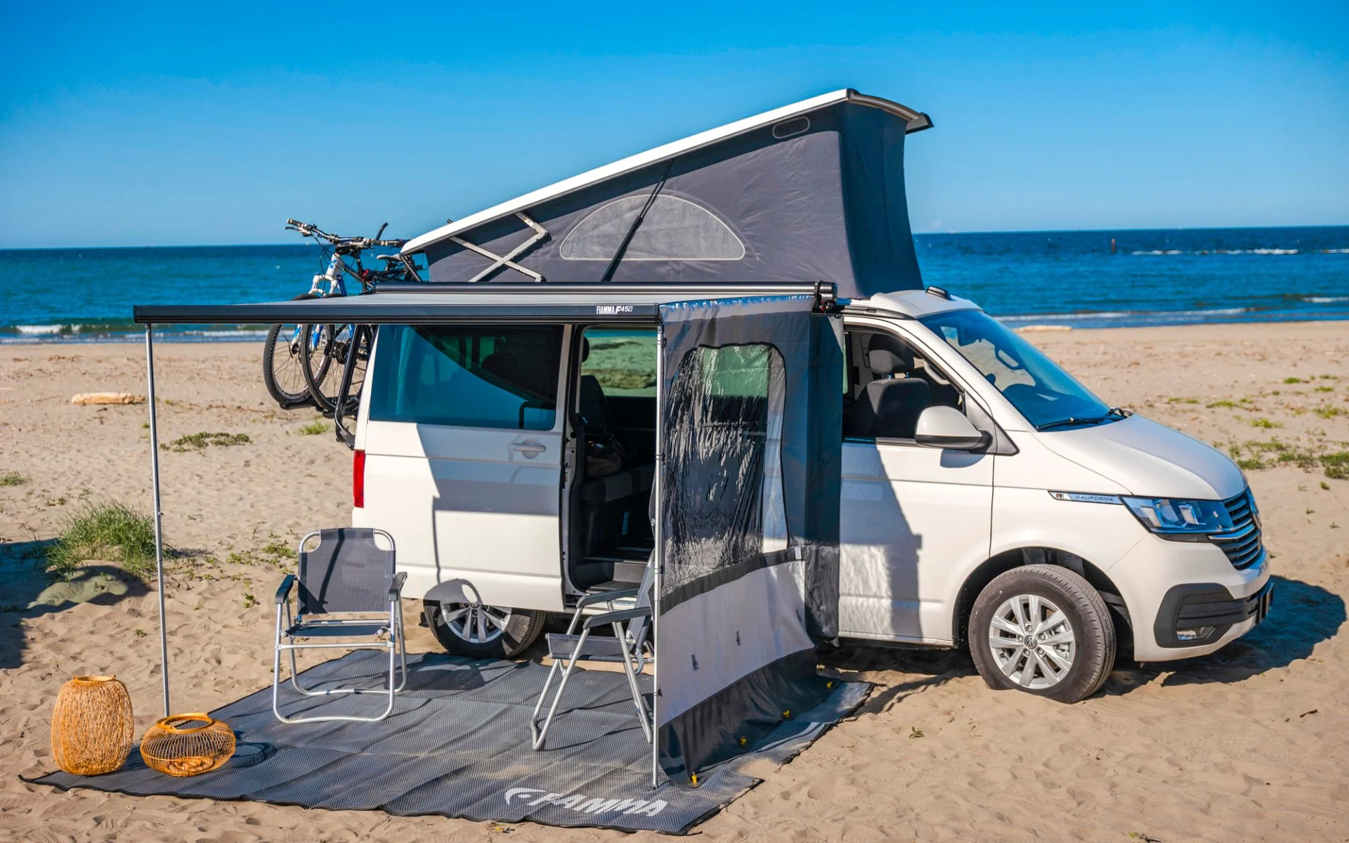 Fiamma F45s 260 Store pour VW T5/T6 California Royal Grey / Polar White 260 cm