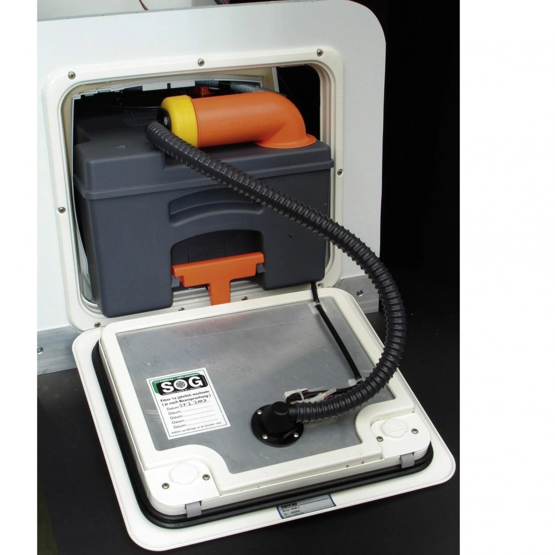SOG I type F (C250/C260) 12V ventilation des toilettes variante de porte blanche