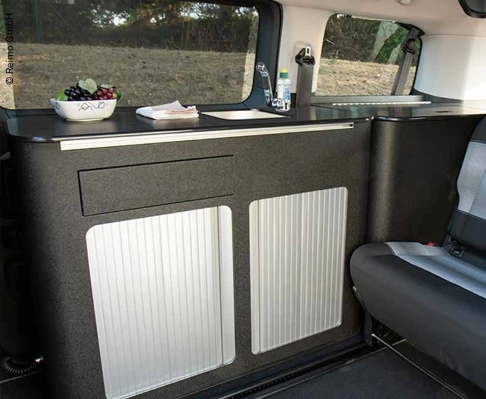 Citroen Spacetourer Trip Küchenmodul mit Technik und Wasseranlage - Schwarz