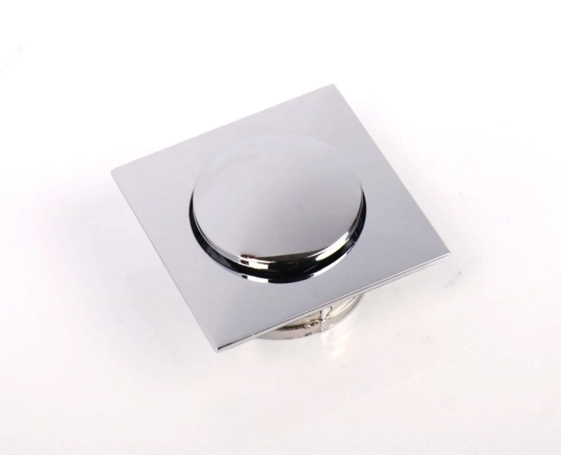 Poignée de meuble carrée avec fonction push-lock, pour épaisseur de porte 14-16 mm, en plastique ABS chromé