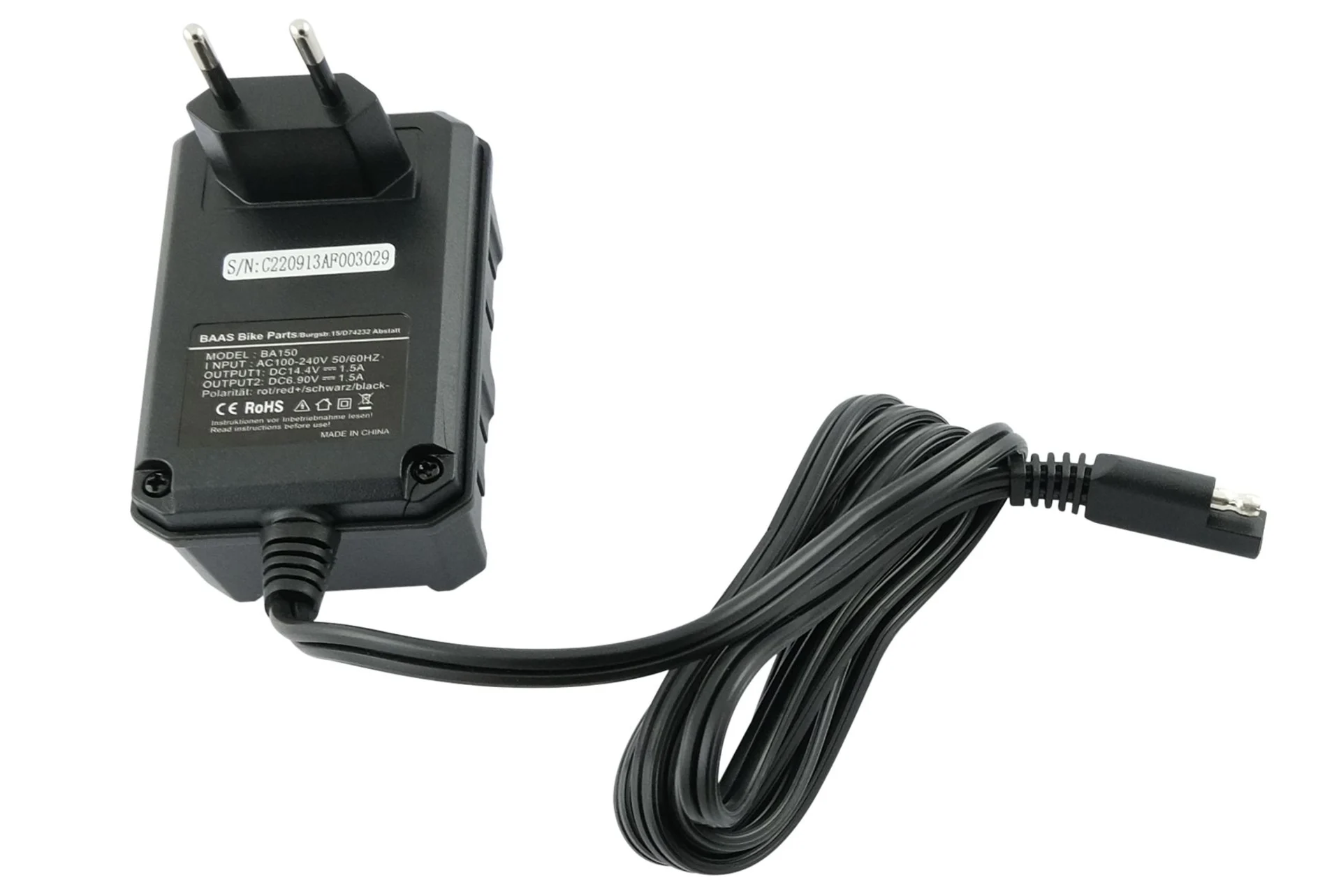 Chargeur de batterie automatique 6/12 V 1,5 A. Convient aux batteries GEL, au plomb-acide et au lithium ! Chargeur de batterie automatique 6/12 V 1,5 A. Convient aux batteries GEL, au plomb-acide et au lithium !