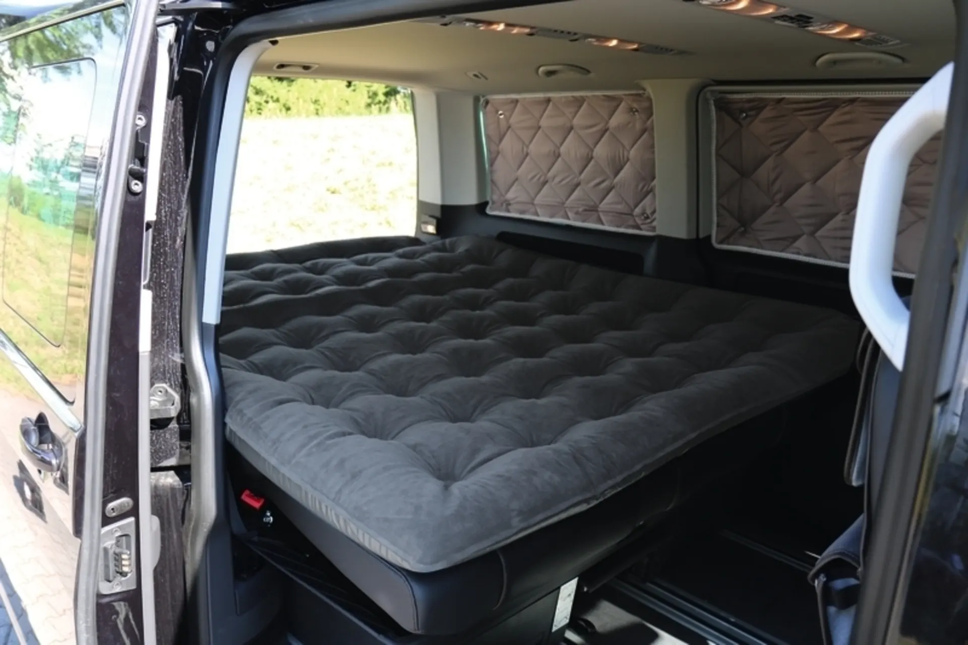 Matelas Camp 4 Even pour VW T4, T5 et T6 Multivan et California Beach Matelas Camp 4 Even pour VW T4, T5 et T6 Multivan et California Beach