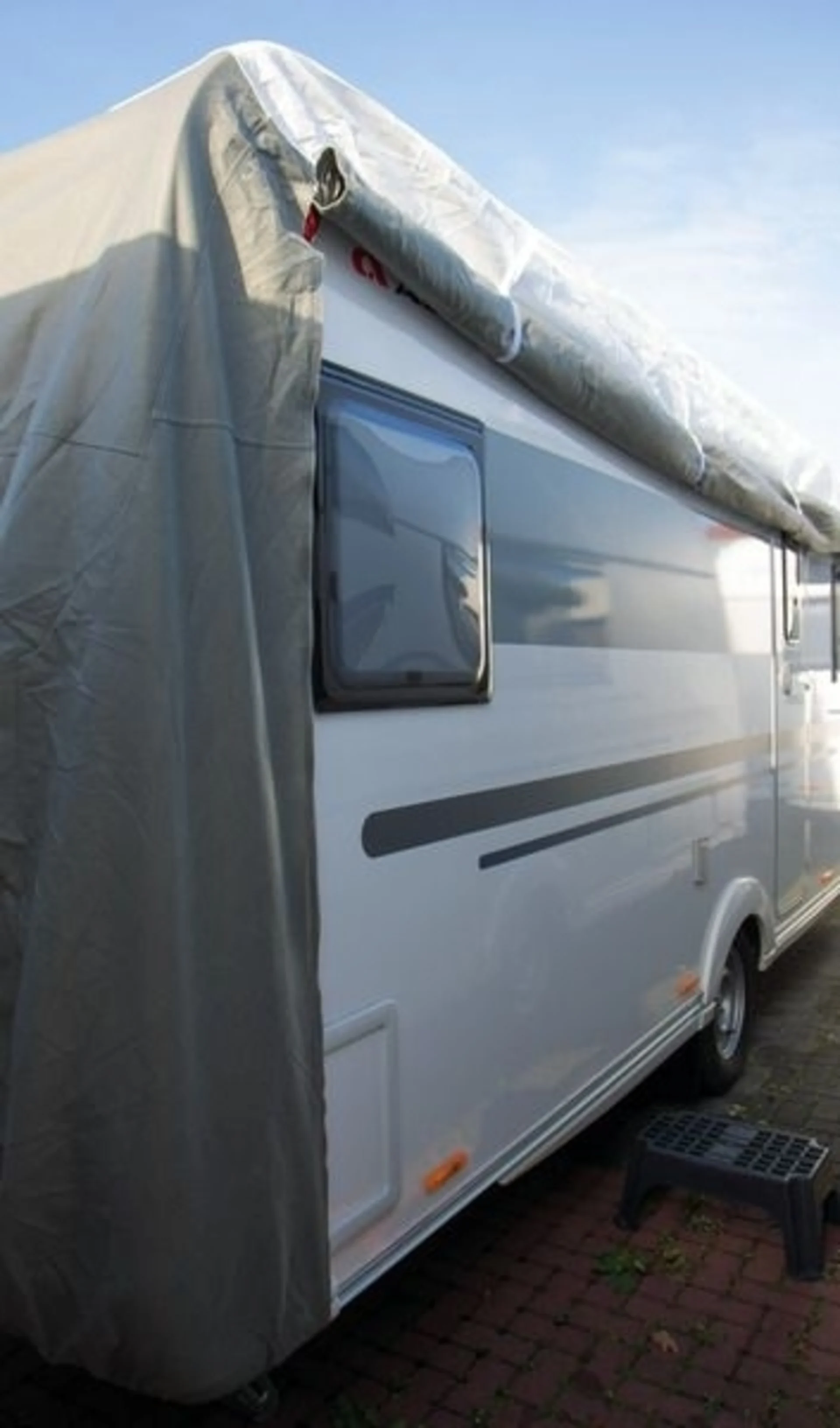 Wohnwagen Schutzhülle PREMIUM 590cm grau