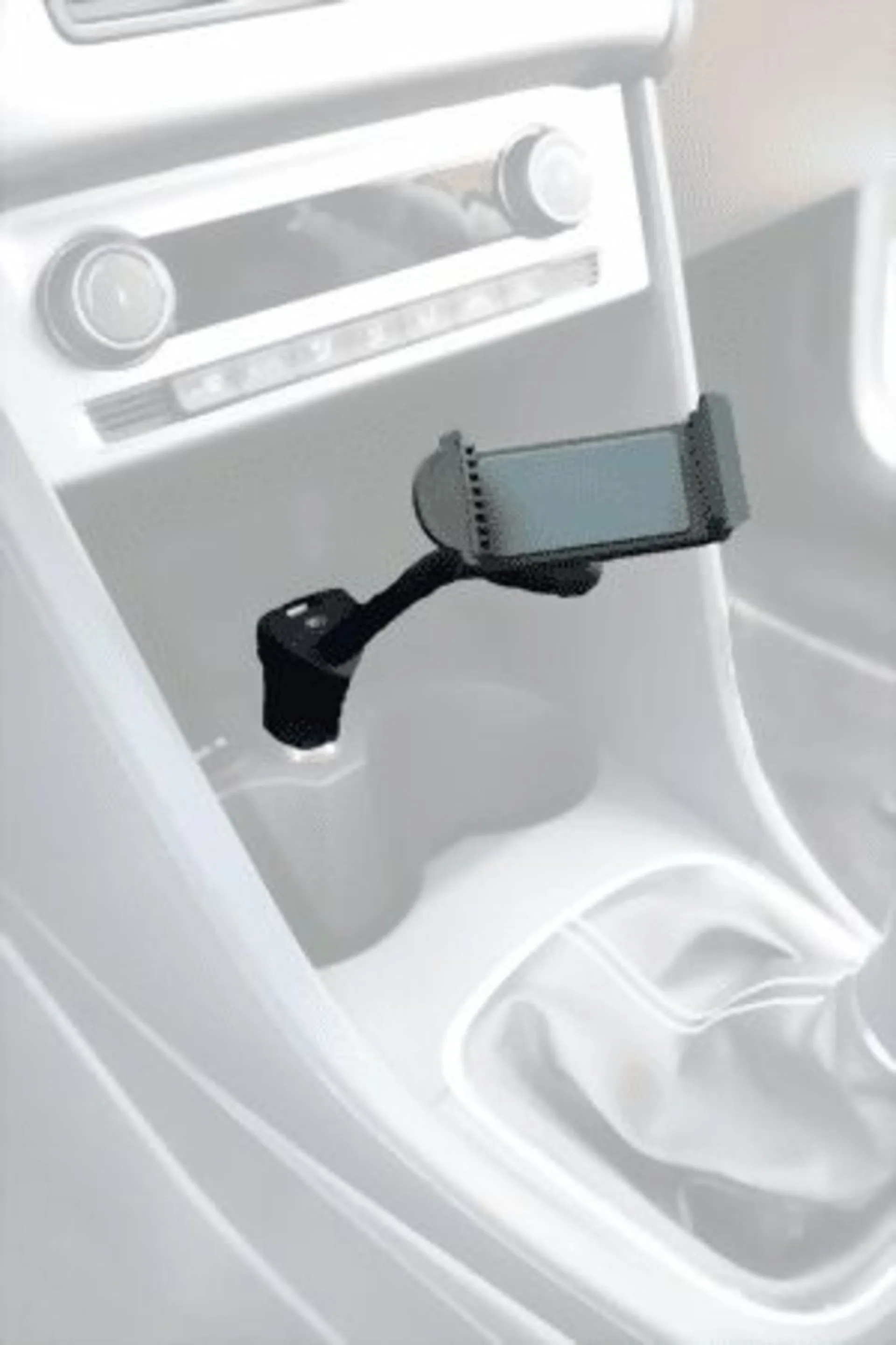Support passif universel 2GO avec double chargeur USB pour voiture Support passif universel 2GO avec double chargeur USB pour voiture