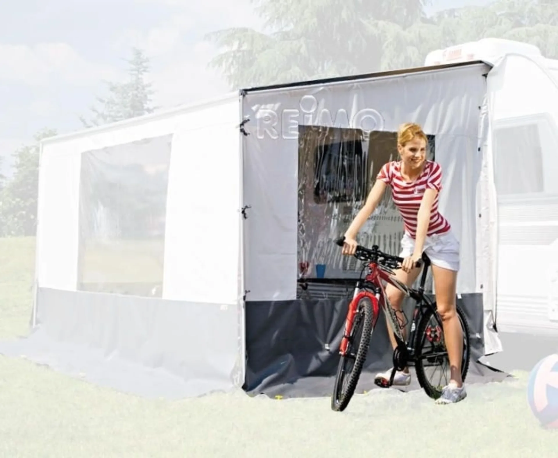 FIAMMA Side W Pro partie latérale de tente de store avec fenêtres FIAMMA Side W Pro partie latérale de tente de store avec fenêtres