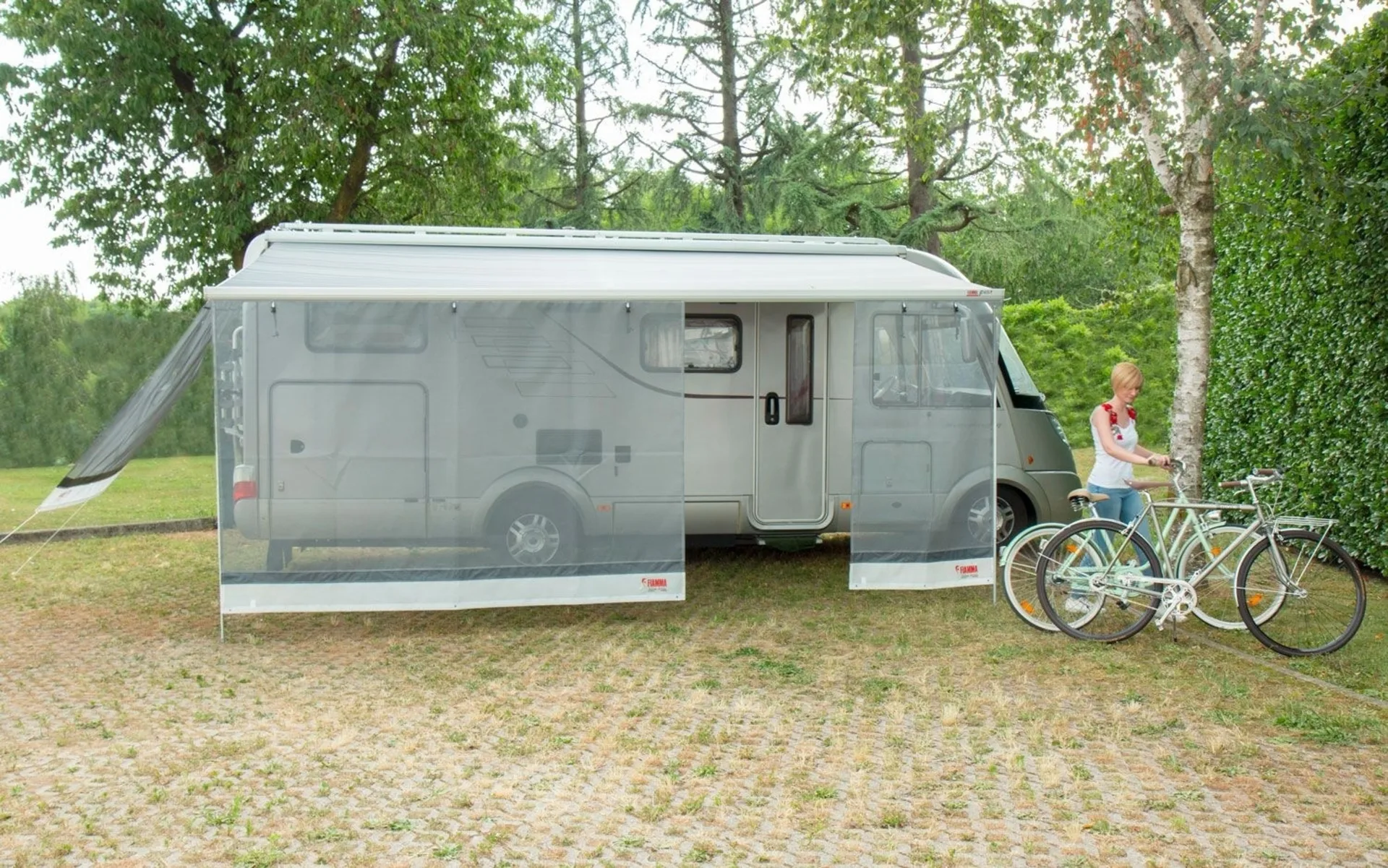 Fiamma Sun View XL 260 Markisenaufsatz Vorderwand Mindestmarkisenlänge 260 cm