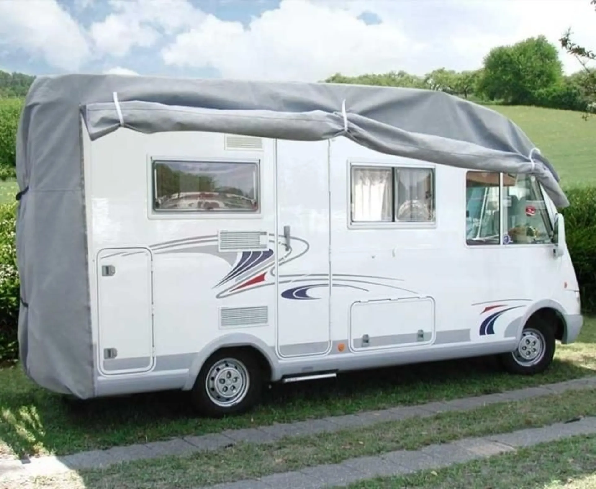 Reisem.Schutzh.610x235gra