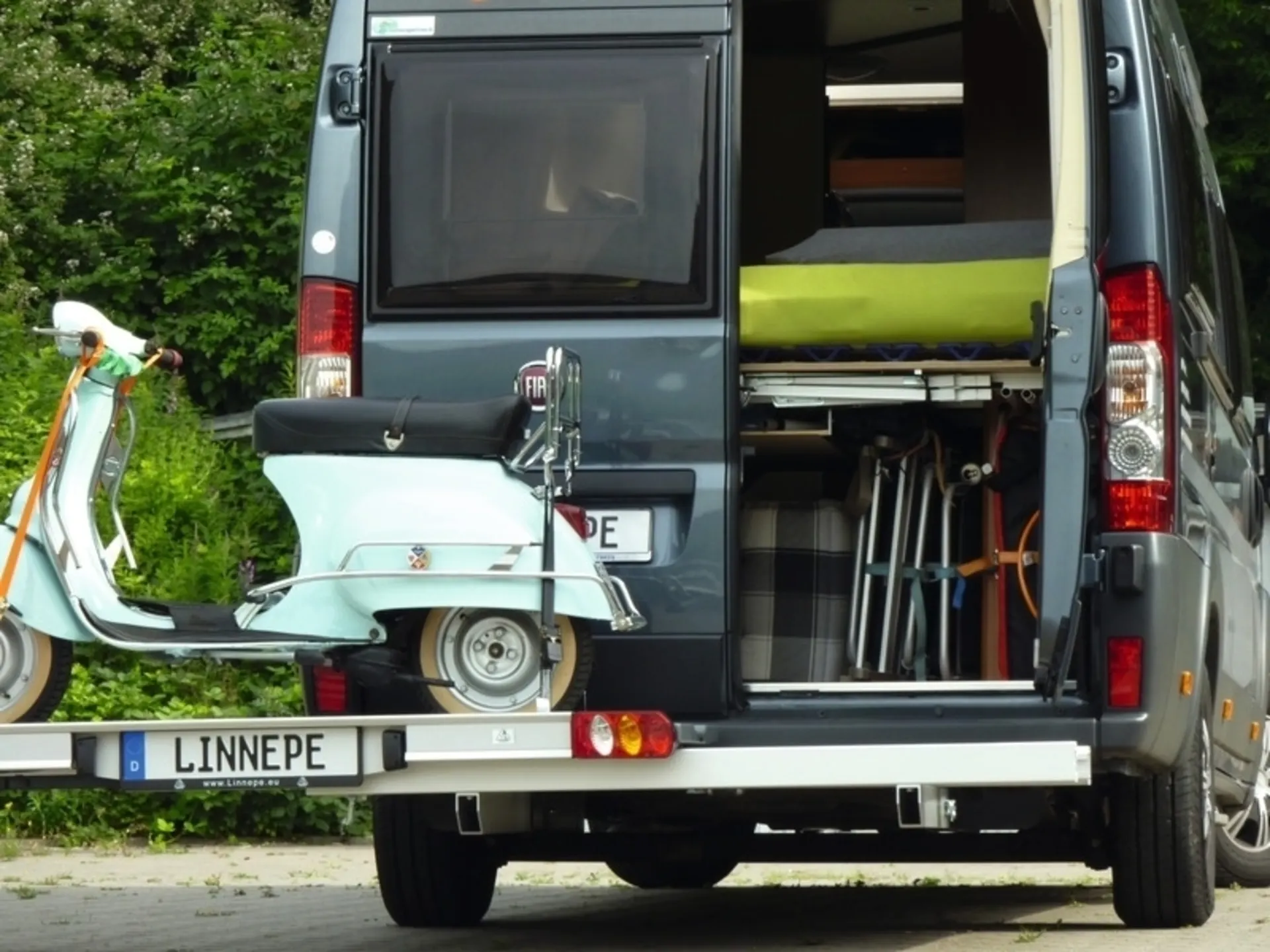 Porte-moto pour Fiat Ducato, Peugeot Boxer et Citroën Jumper à partir de l'année de construction 2007 avec une longueur de 6 mètres