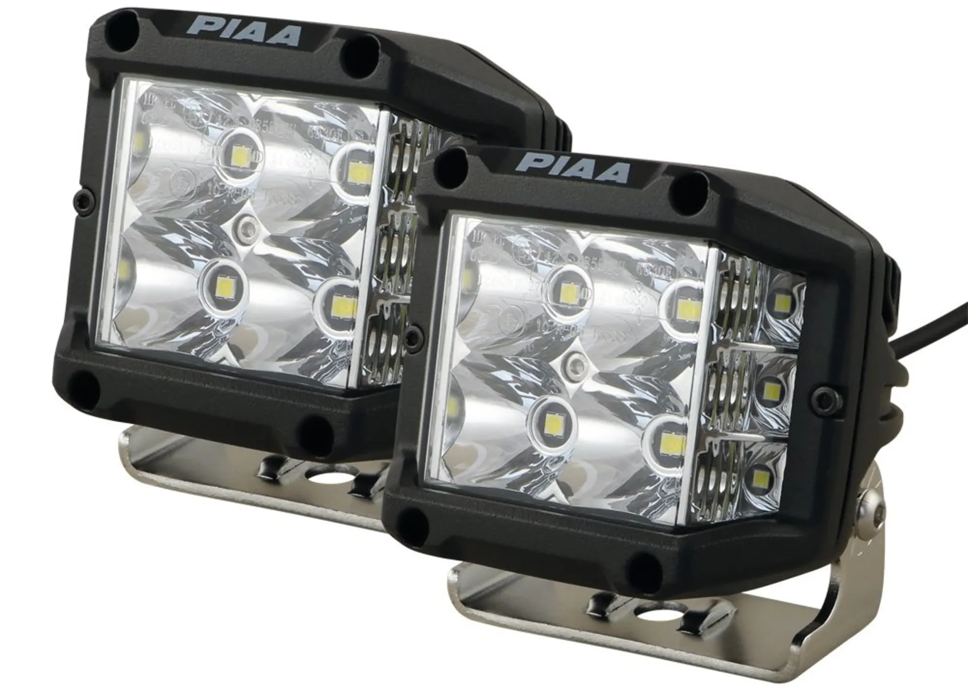PIAA LED-Fernscheinwerfer Satz 12/24 V 4“ 97 × 89 × 73 mm, 3'540 × 2 lm, homologiert, Ref. 12.5 PIAA LED-Fernscheinwerfer Satz 12/24 V 4“ 97 × 89 × 73 mm, 3'540 × 2 lm, homologiert, Ref. 12.5