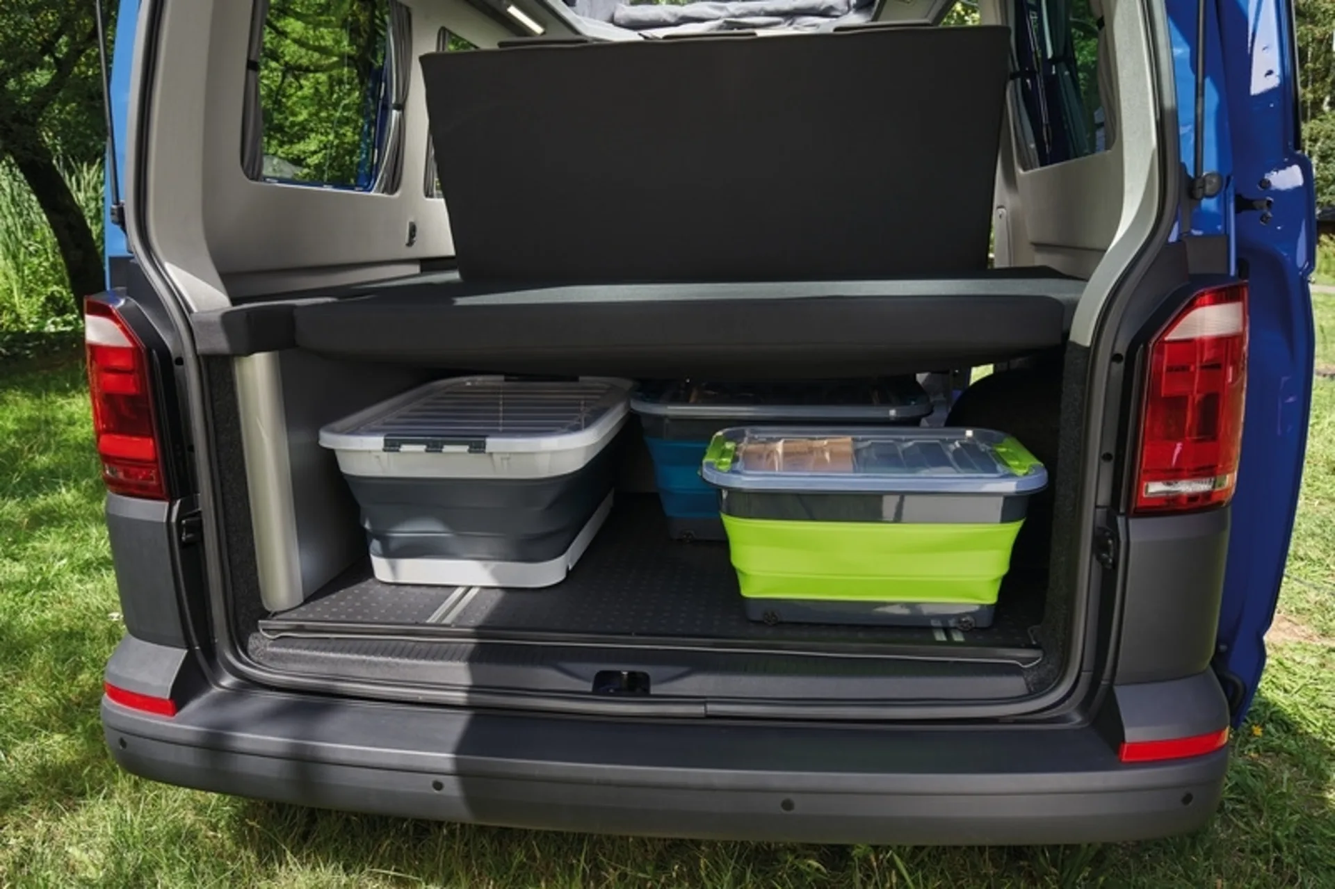 Boîte de rangement pliable avec couvercle et roulettes - 30 litres