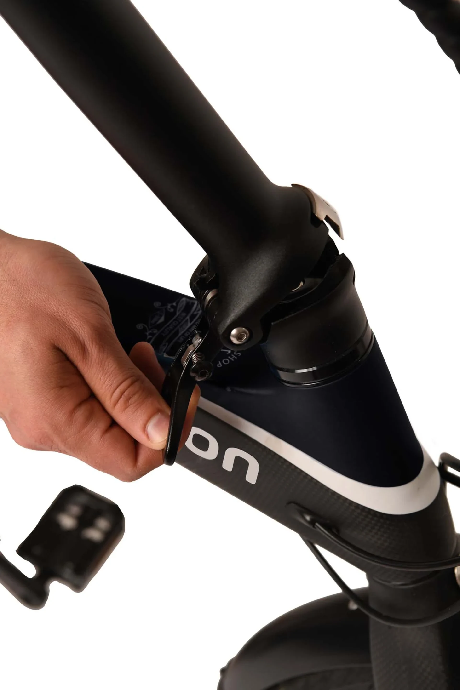 Emovion Lifty - vélo électrique pliable en carbone noir