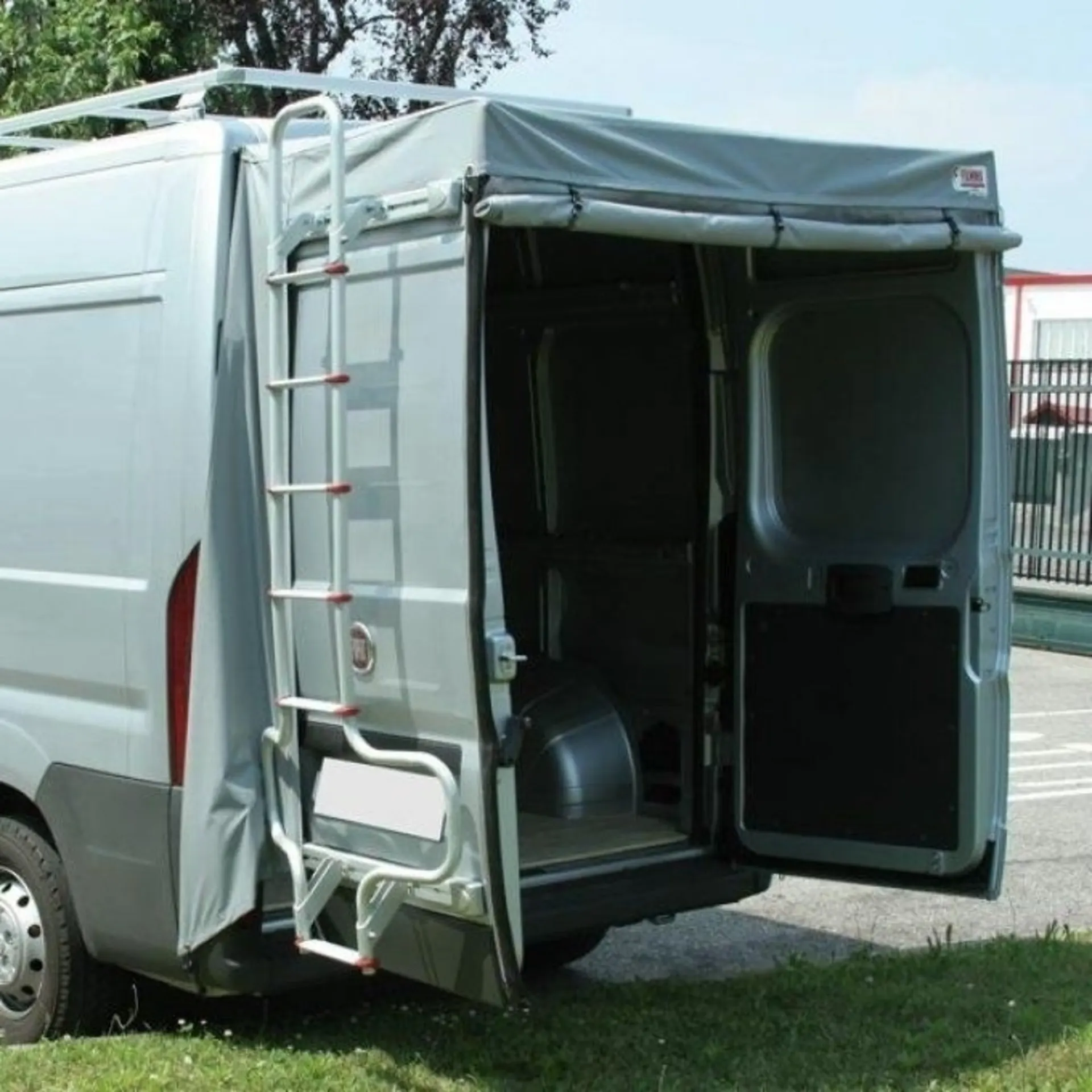 Toit solaire Fiamma pour fourgon