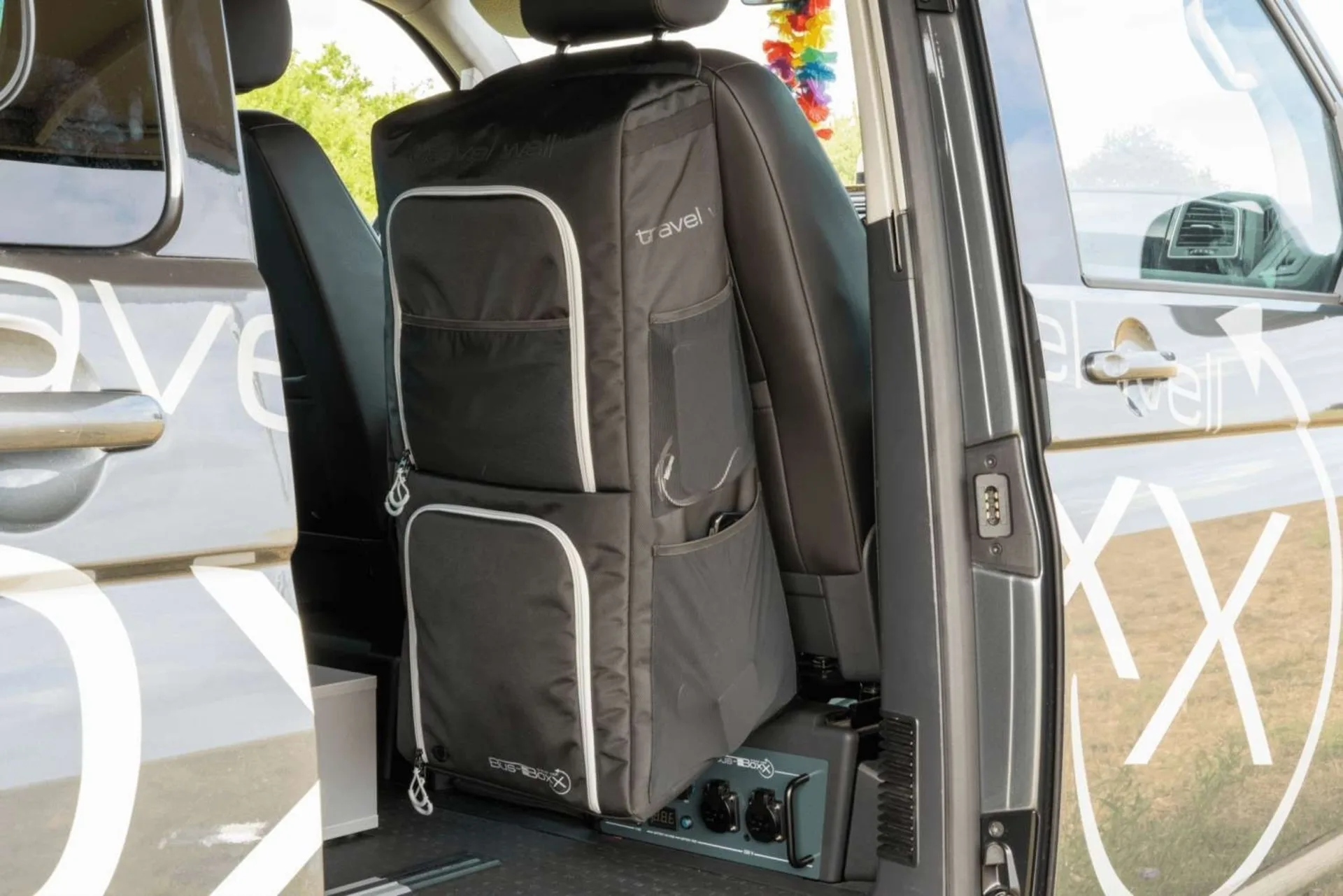 BusBoxx seatBOXX Extension de l'espace de rangement 90 litres pour VW T5 / T6