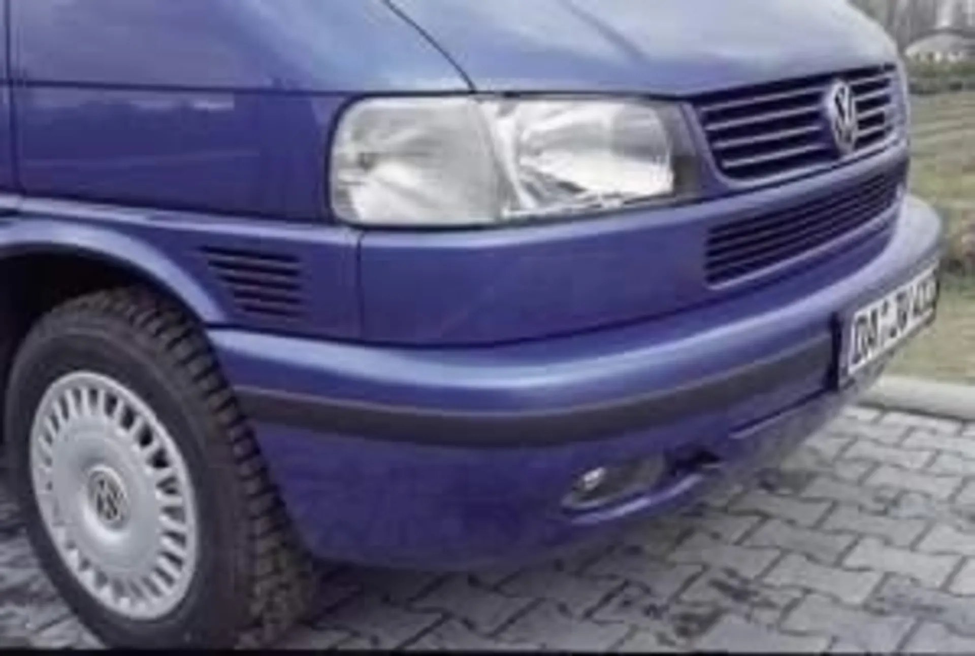 Rammschutzleiste für Front und Heck, 6-teilig, passend für VW T4 KR mit kurzem Radstand ab Baujahr 3/1996, in Schwarz