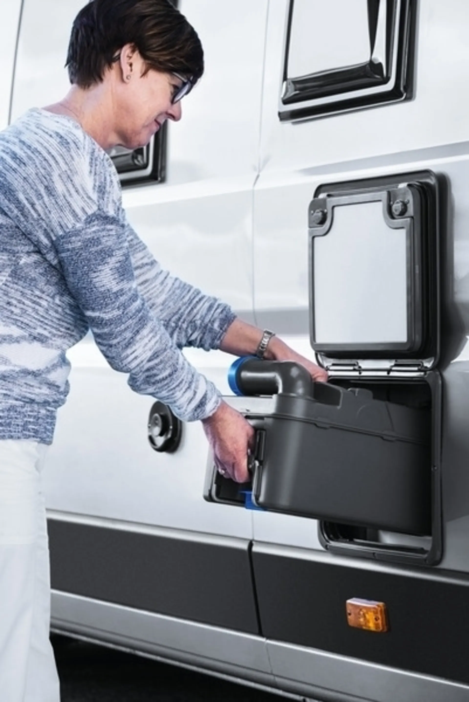 Thetford Modell 3 Serviceklappe Kassettentoilette 349 x 296 mm Schwarz