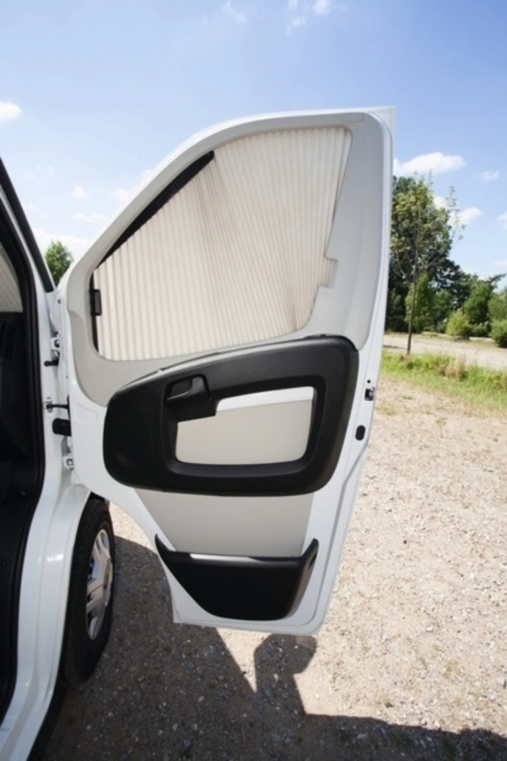 REMIfront-Rollo IV Duc, 2021 S8 Vitres latérales droite/gauche beige