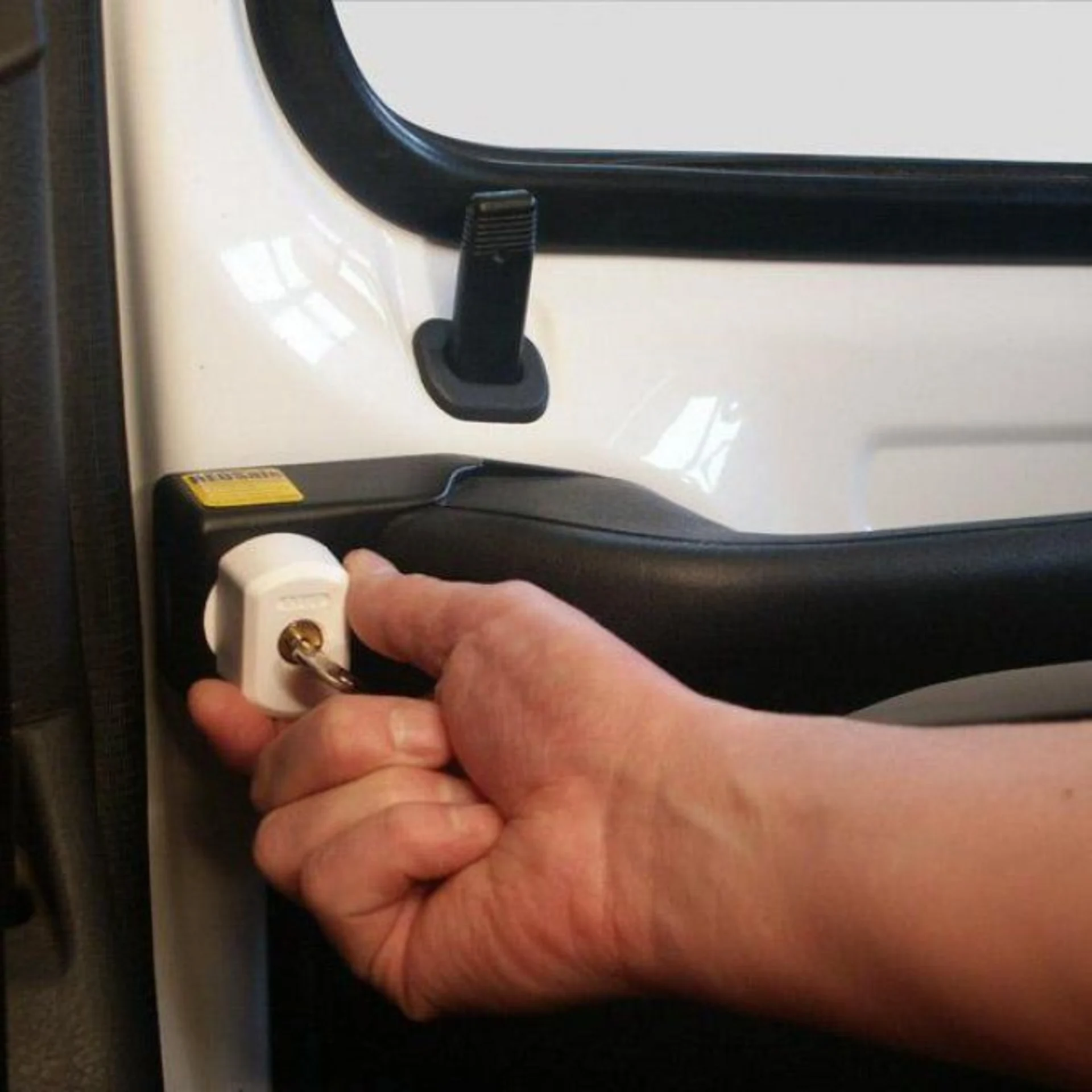 Serrure à pêne dormant HEOsafe pour portes de cabine (Fiat Ducato 230, Peugeot Boxer, Citroën Jumper 1994 - 2002)
