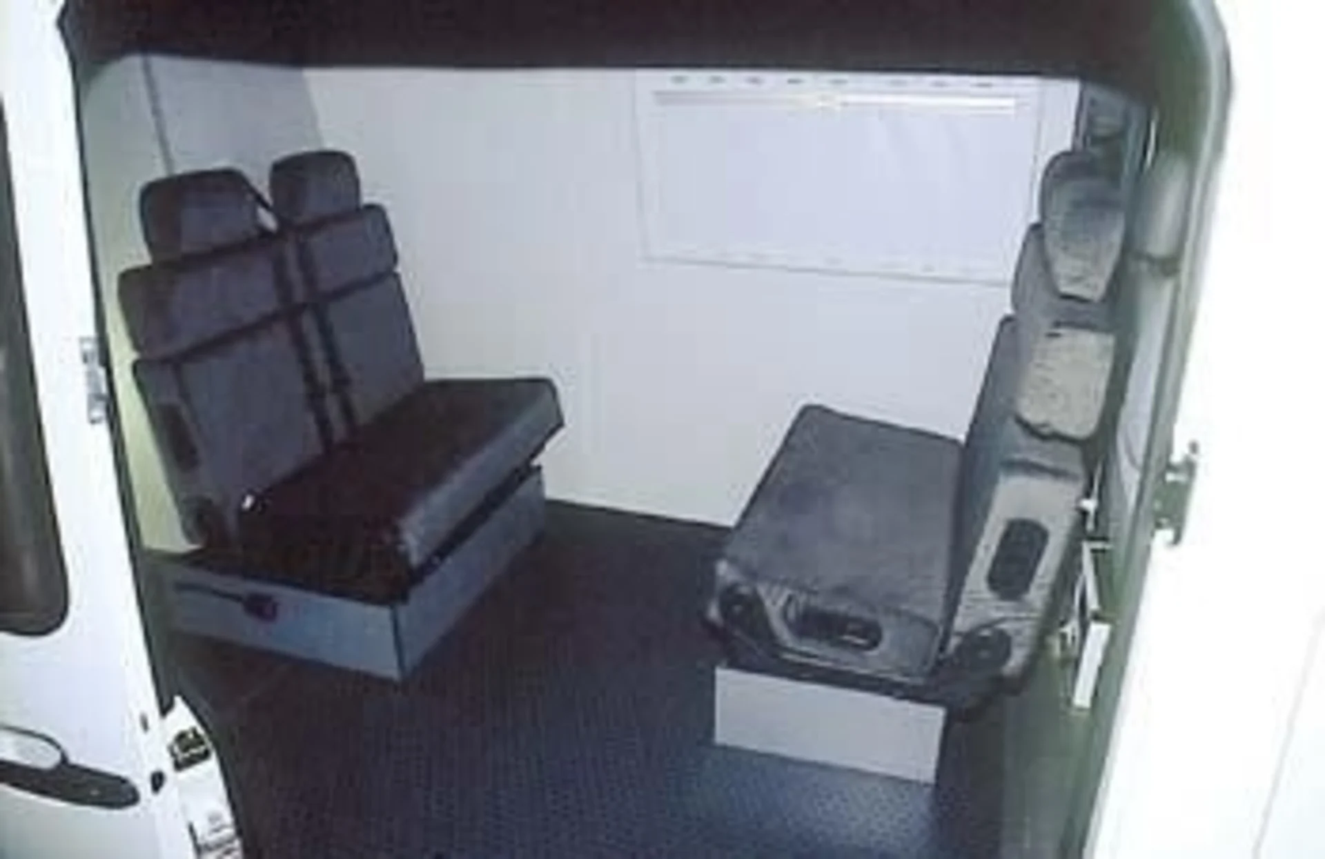 Divan 502 Komplettset mit Bedienhebel links und grau gestreiftem Bezug