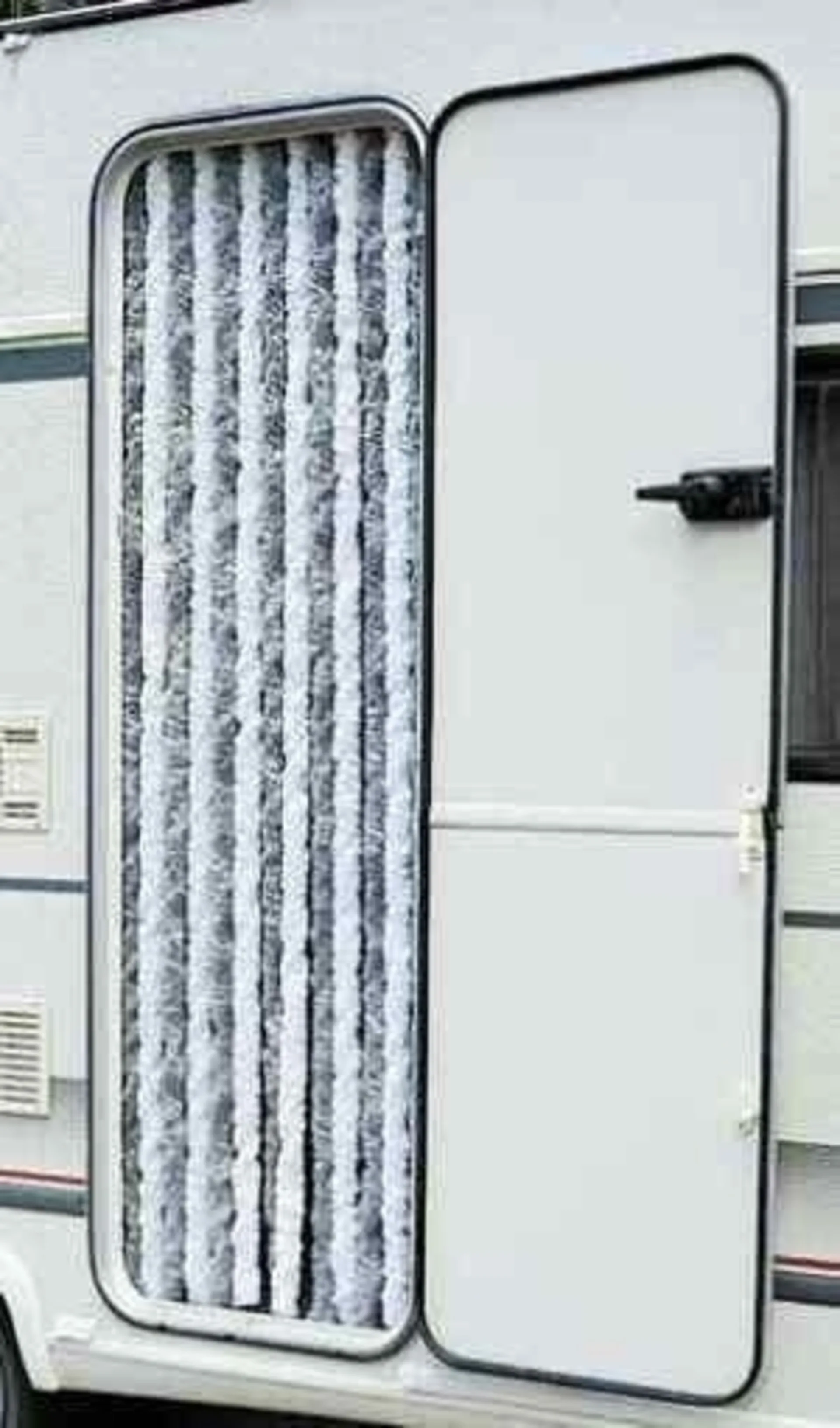 Chenille Flauschvorhang für Caravantüren in grau/weiss - Schutz vor Insekten im Fahrzeug