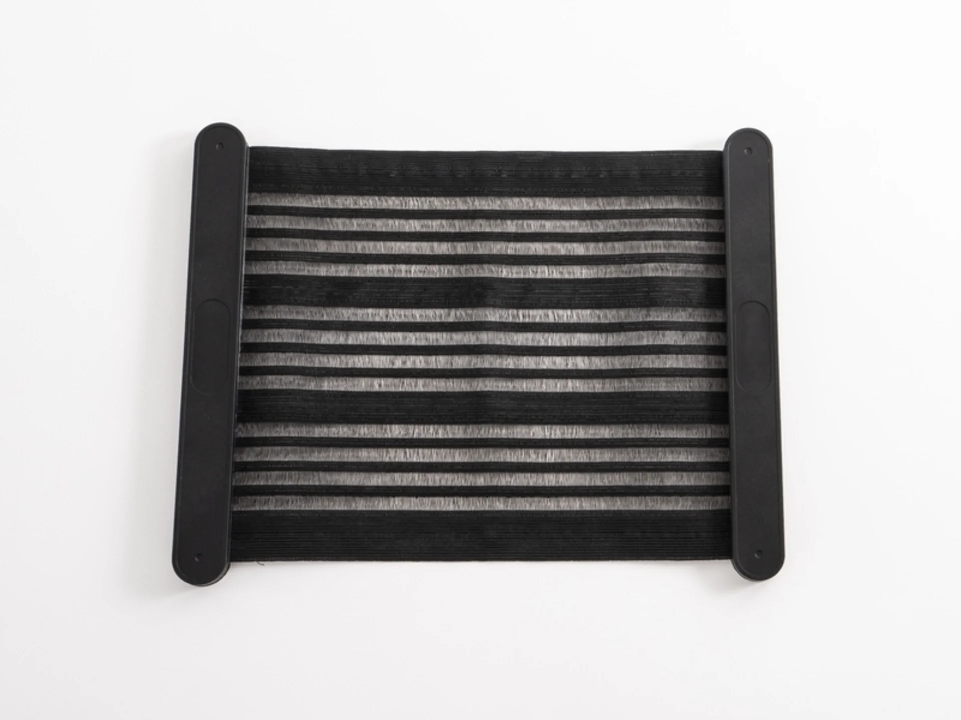 Filet de rangement noir avec 35 cm d'espace de rangement