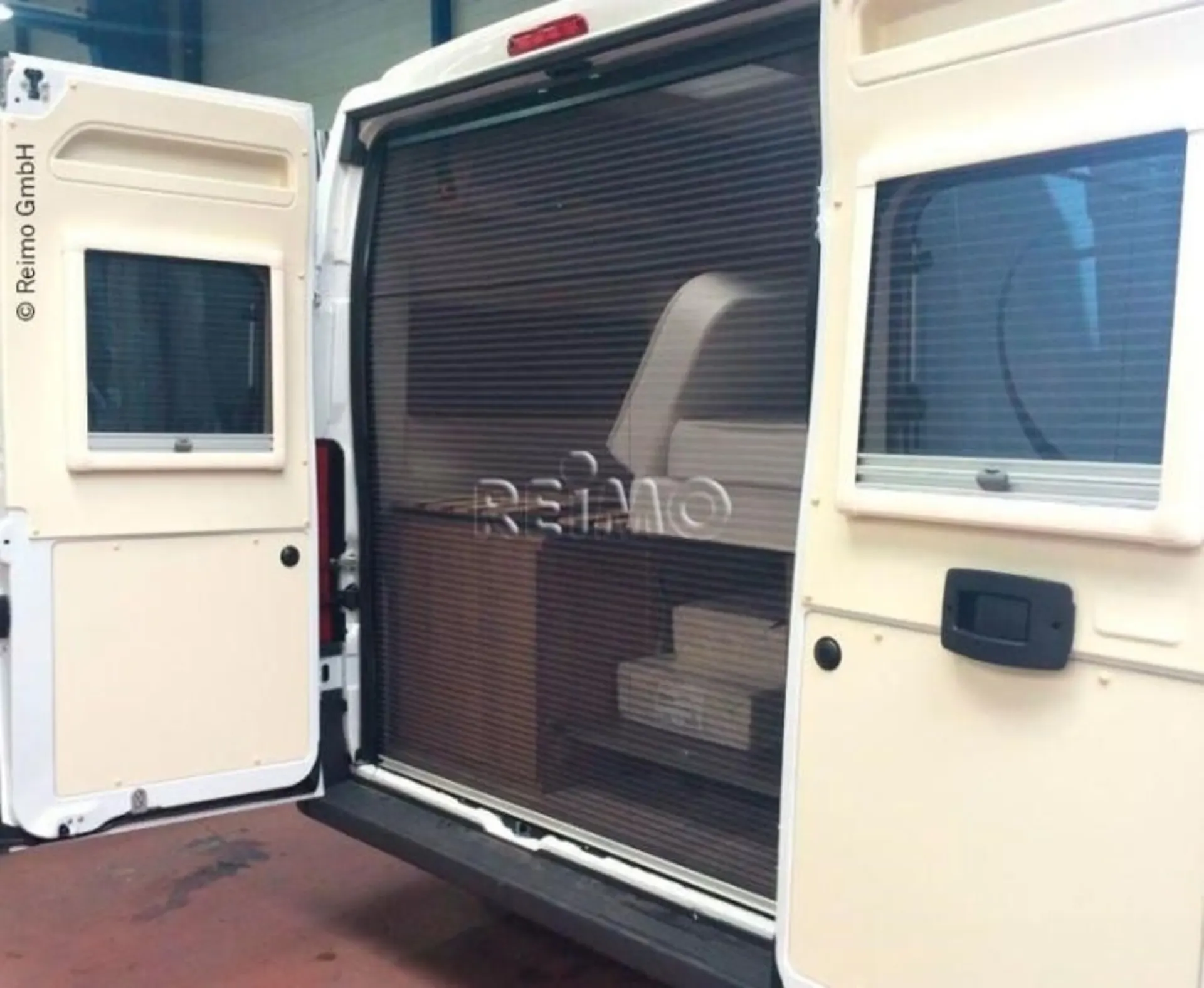 Moskitonetz für Fiat Ducato ab Baujahr 2007 mit Heckausgang und hohem Dach und Tür