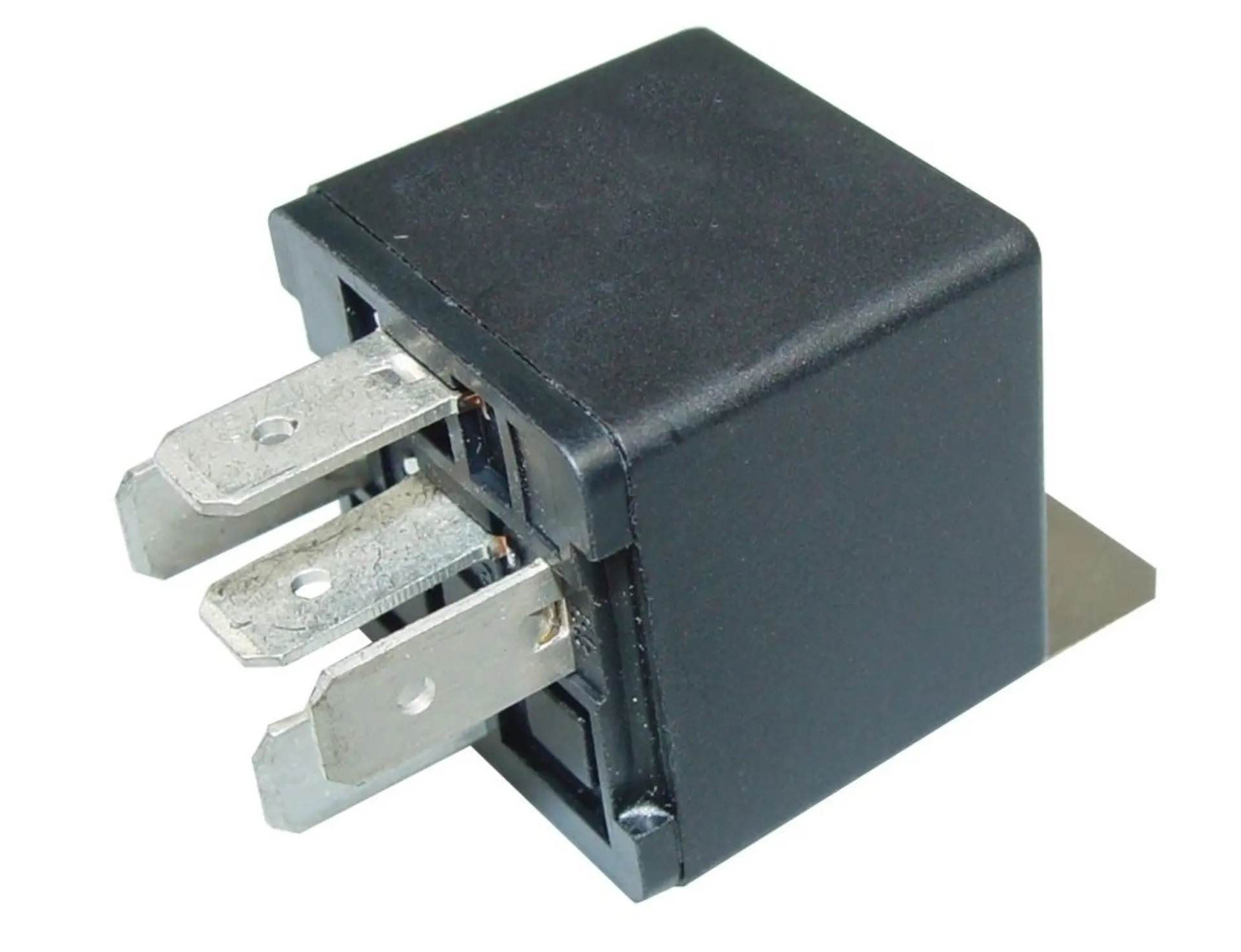 Mini-relais inverseur 6V 30/40A