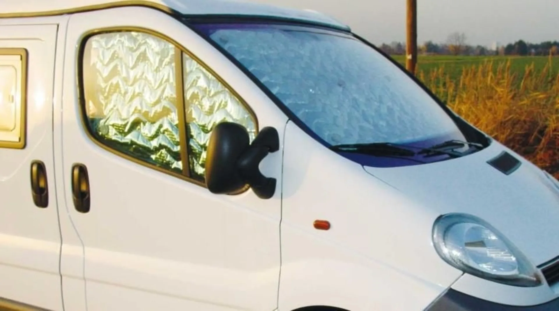 Isoflex Thermomatte für Nissan NV300 / Renault Trafic II / Opel Vivaro A