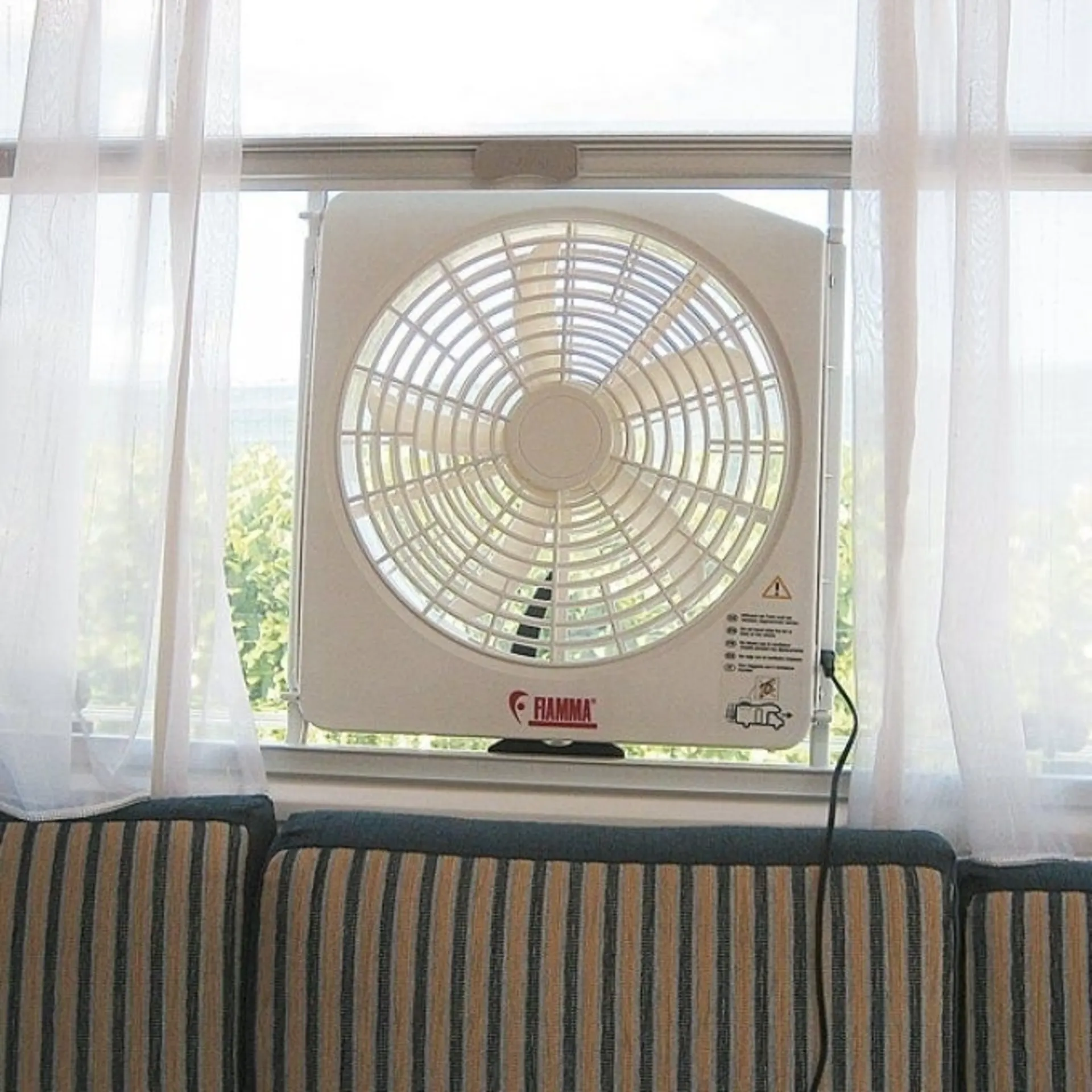 Fiamma Turbo Kit Ventilator 12 V für Dachhauben von 40 x 40 - 50 x 70 cm