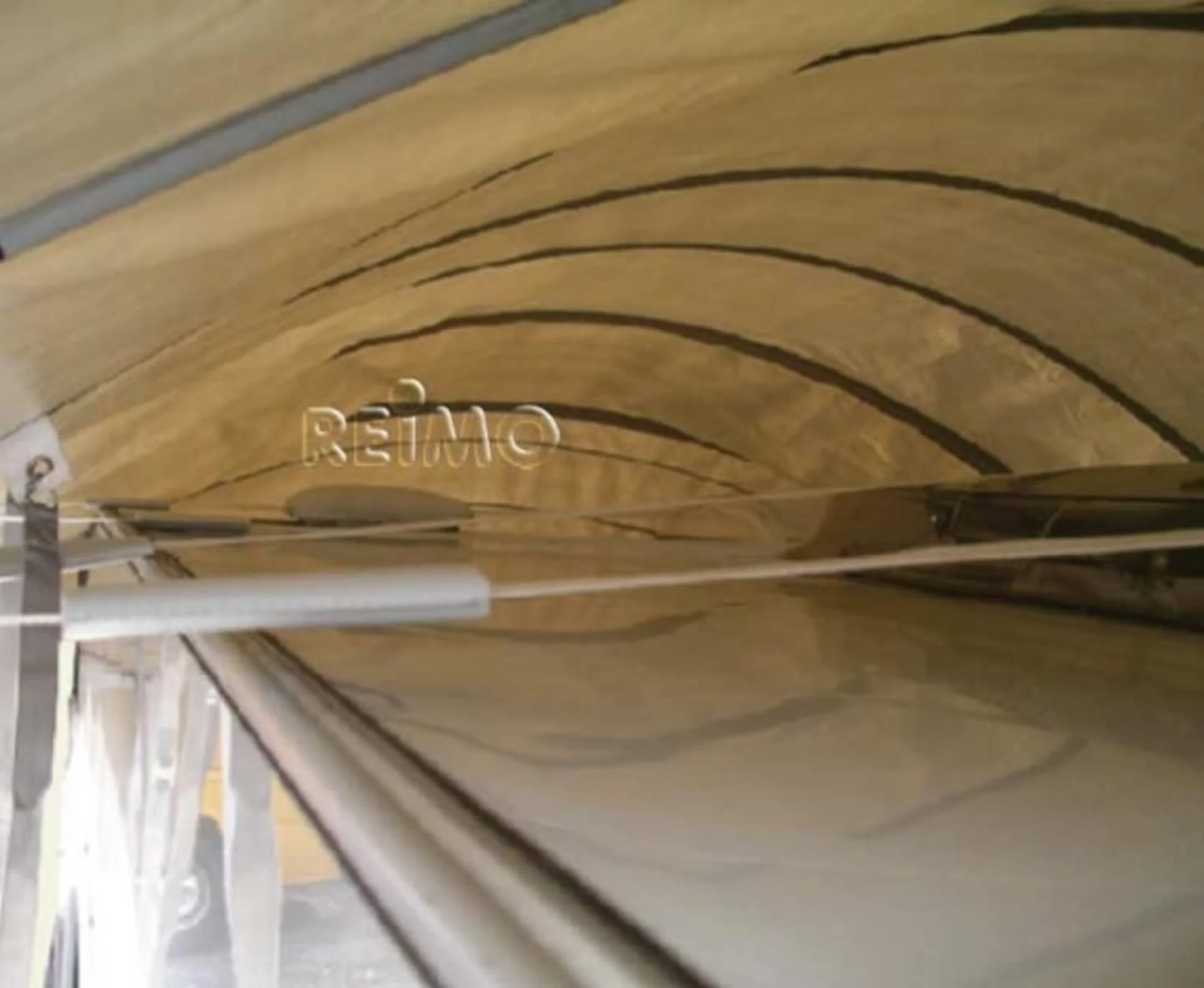 VANprotect Caravan Schutzdach für 766-805cm Länge
