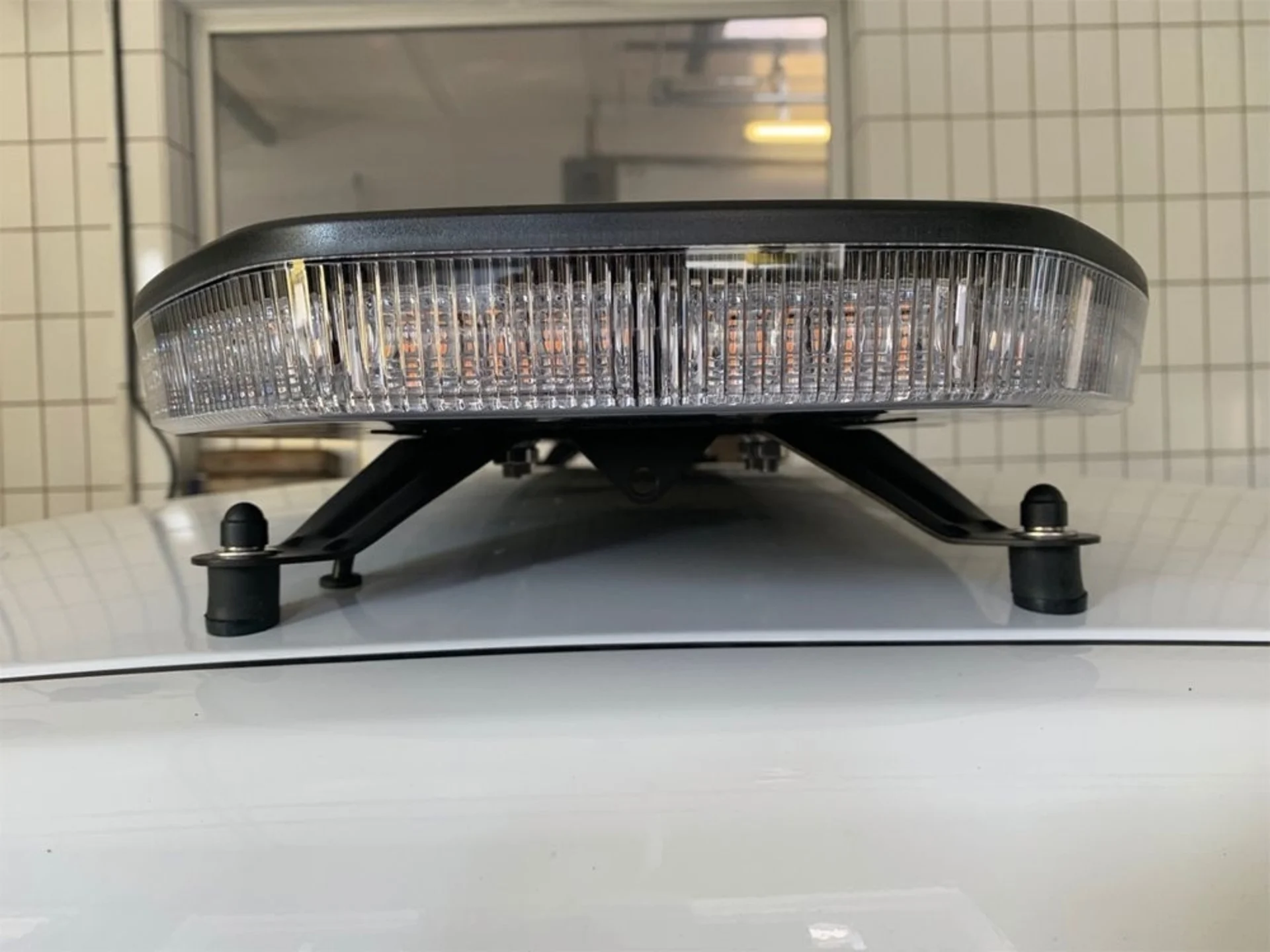 LED-Dachbalken 1’420 mm 12/24 V transparent