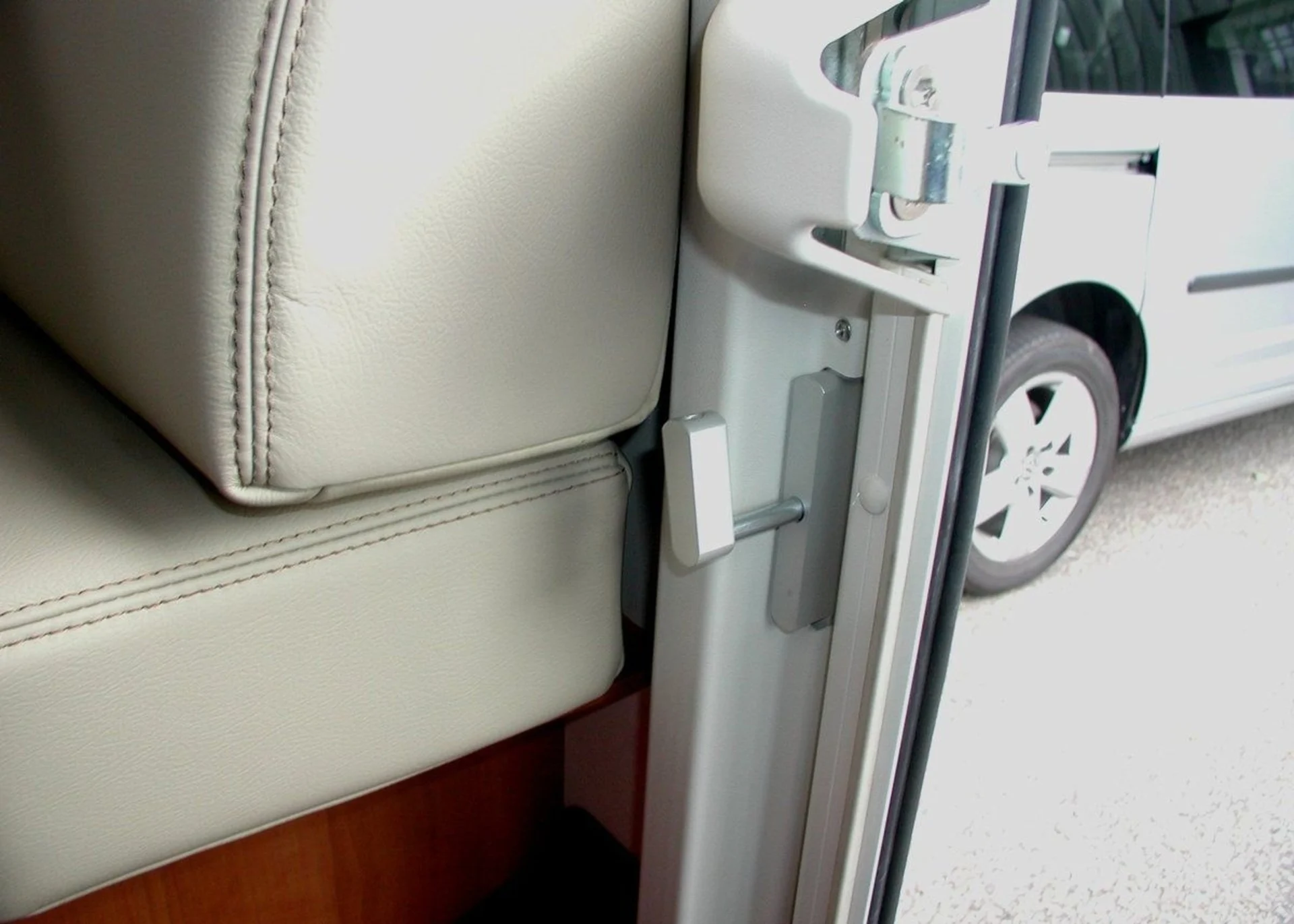 IMC-Créations Serrure de porte conducteur Verrouillable à l'intérieur