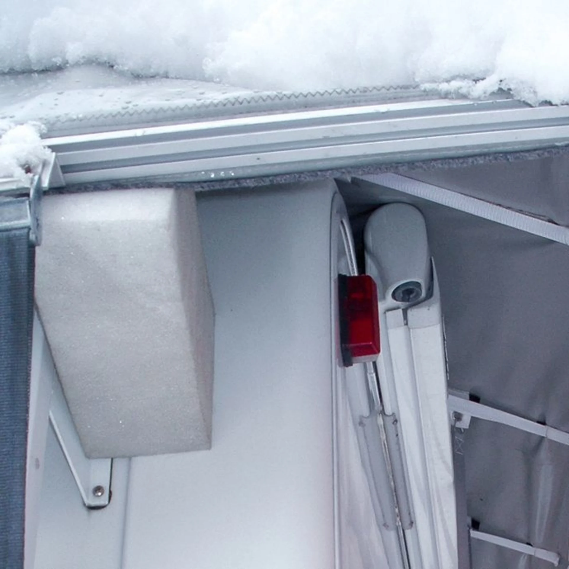 Schutzdach VANprotect, 766 – 805 766 - 805 cm - Grösse 8